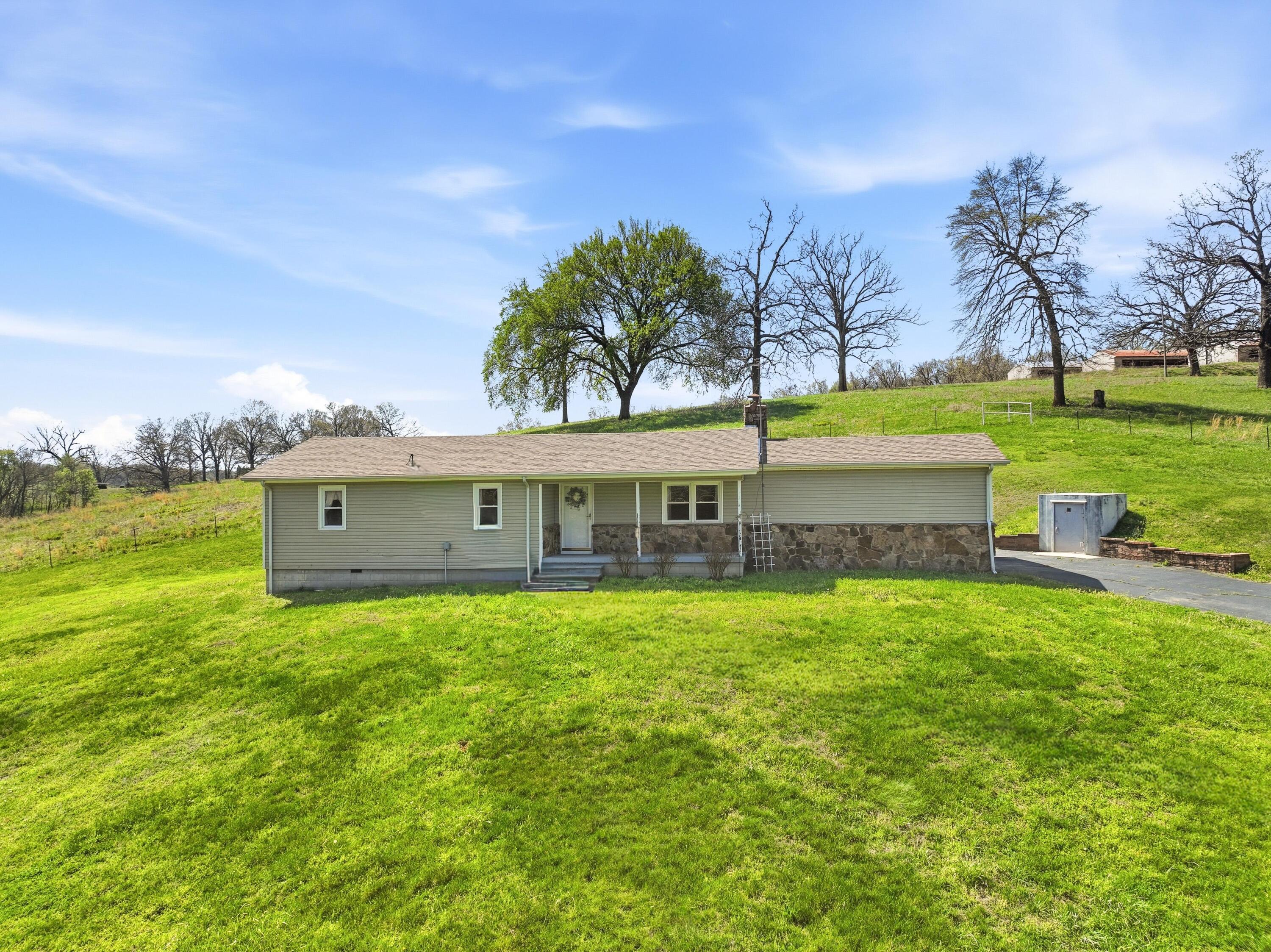 577 Mcnatt Road Property Photo 1