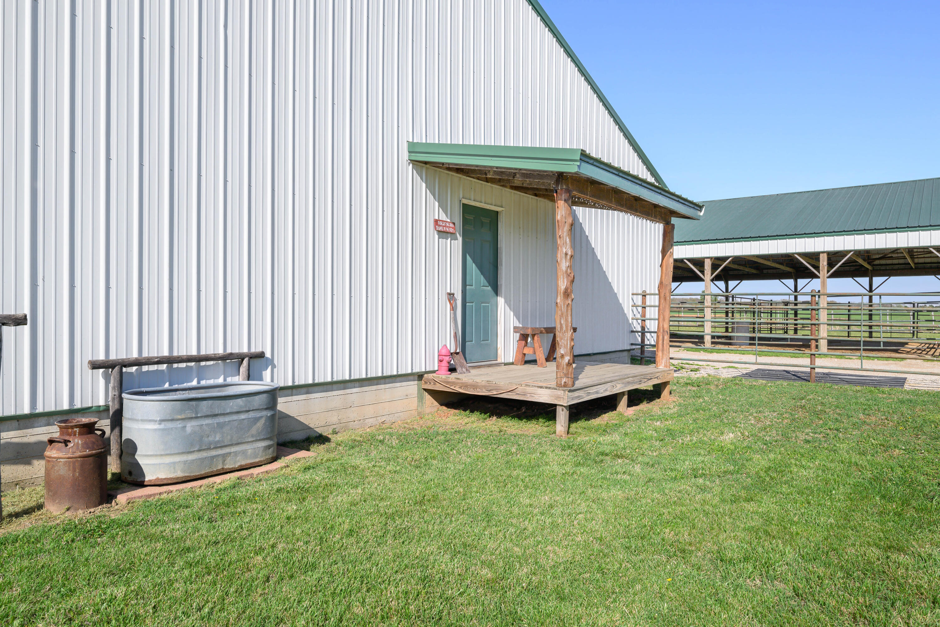 9031 Lawrence 1170 Property Photo 44