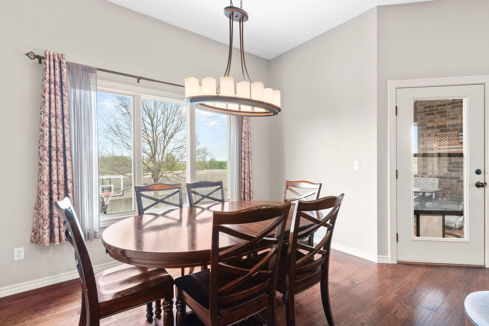3238 South Juniper Avenue Property Photo 15