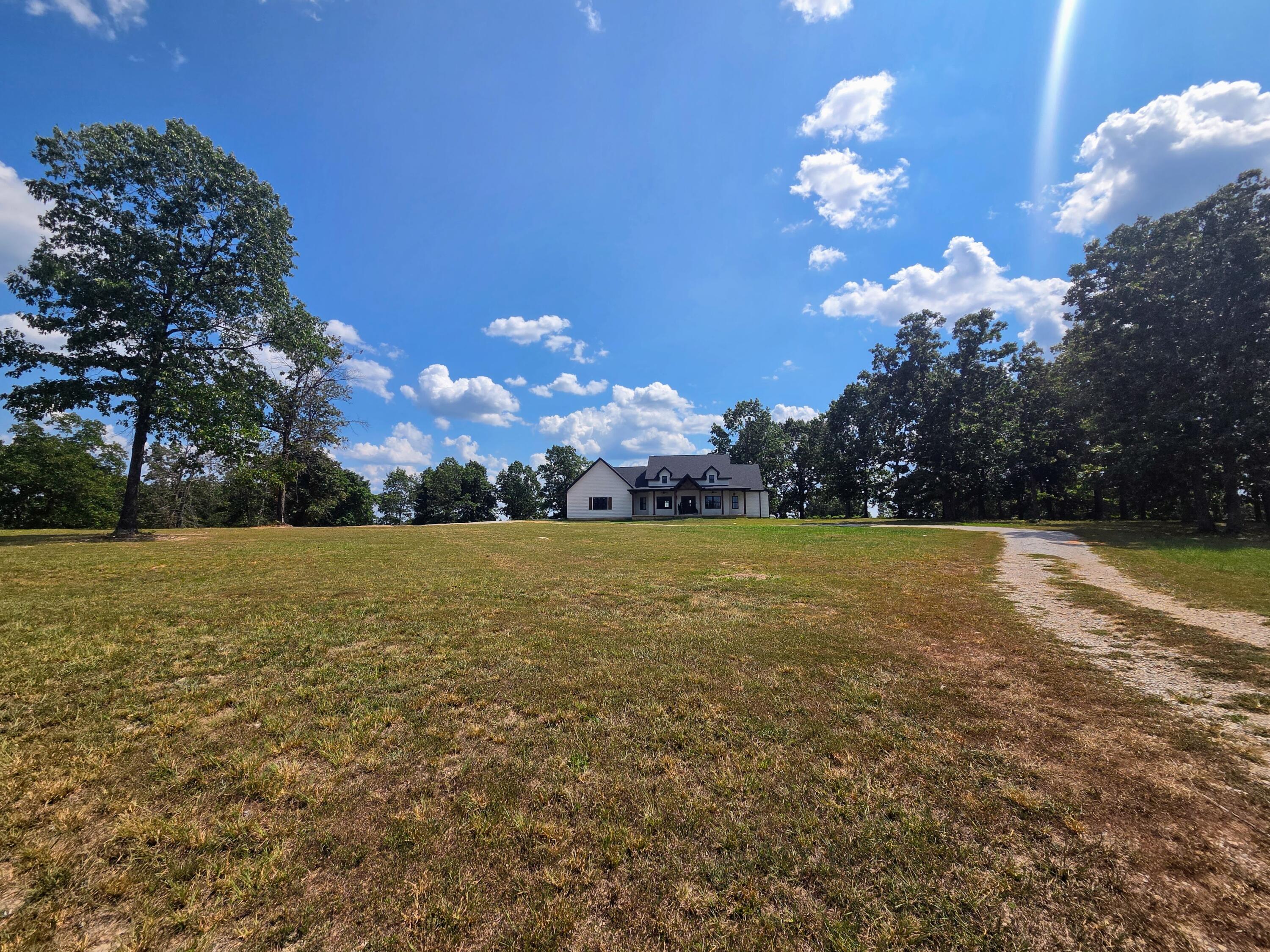 1814 County Road 364 Property Photo 3