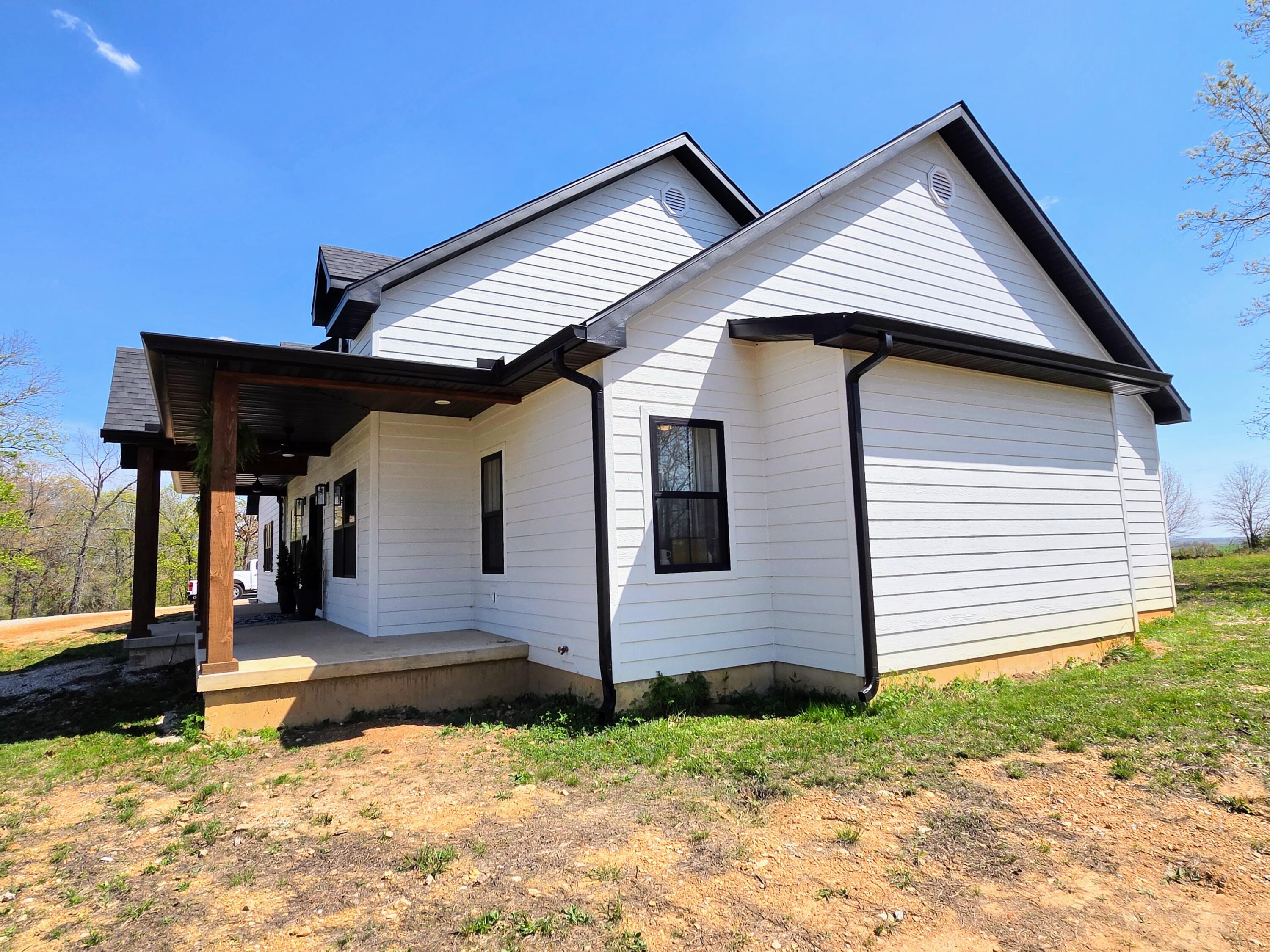 1814 County Road 364 Property Photo 9