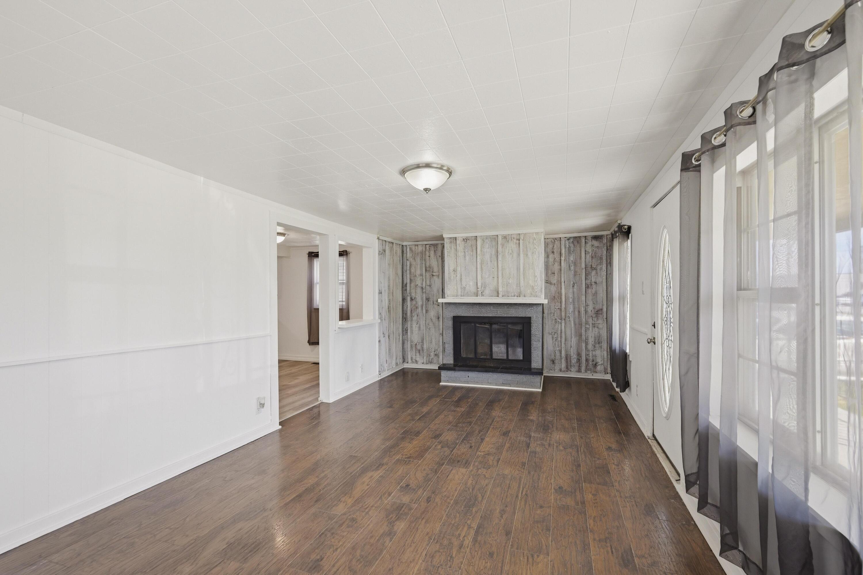 616 South Mckinley Avenue Property Photo 6