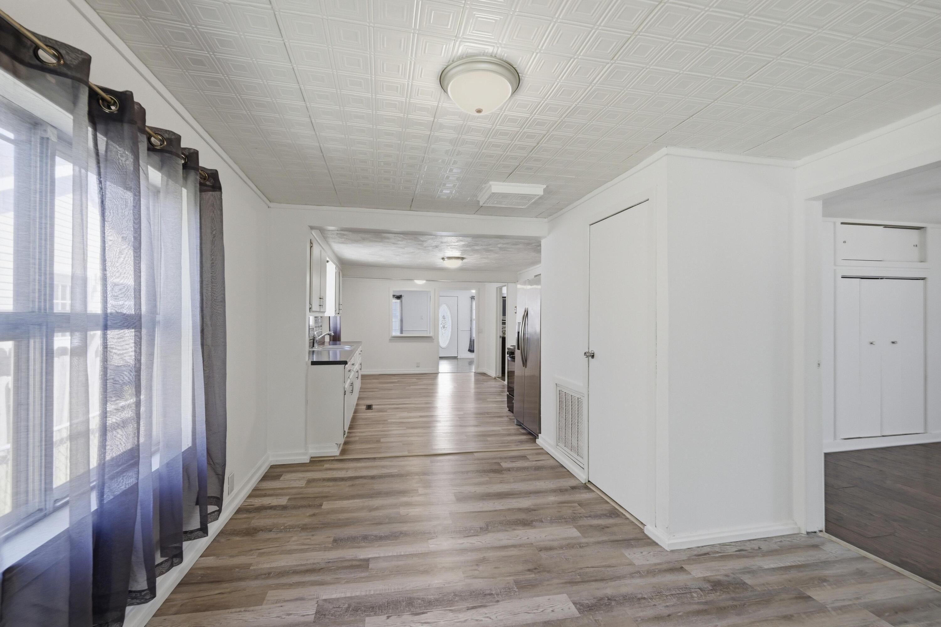 616 South Mckinley Avenue Property Photo 18