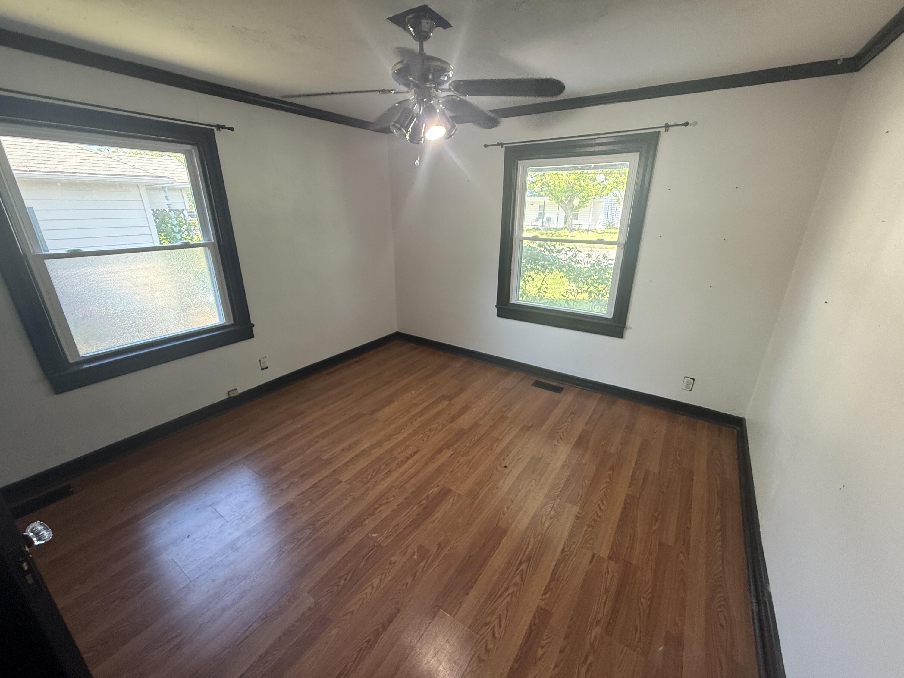 132 South Mc Connell Avenue Property Photo 10