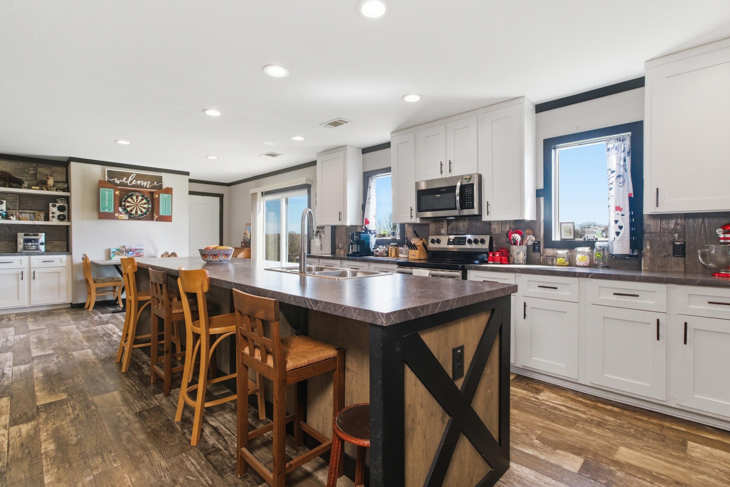 14489 Farm Road 1155 Property Photo 7