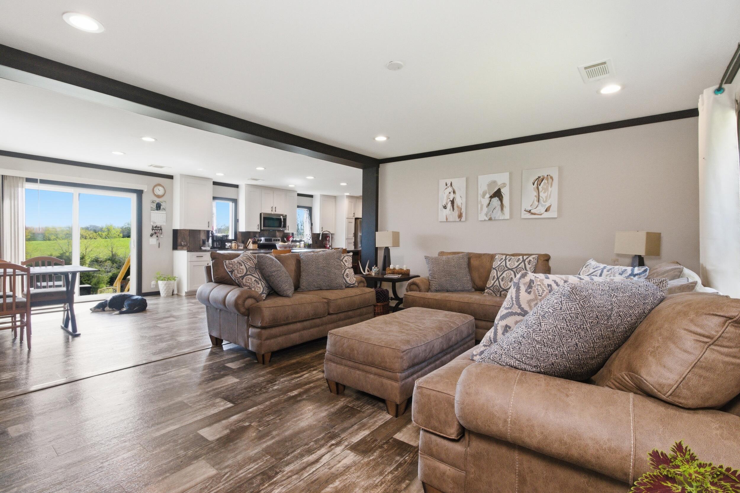 14489 Farm Road 1155 Property Photo 4