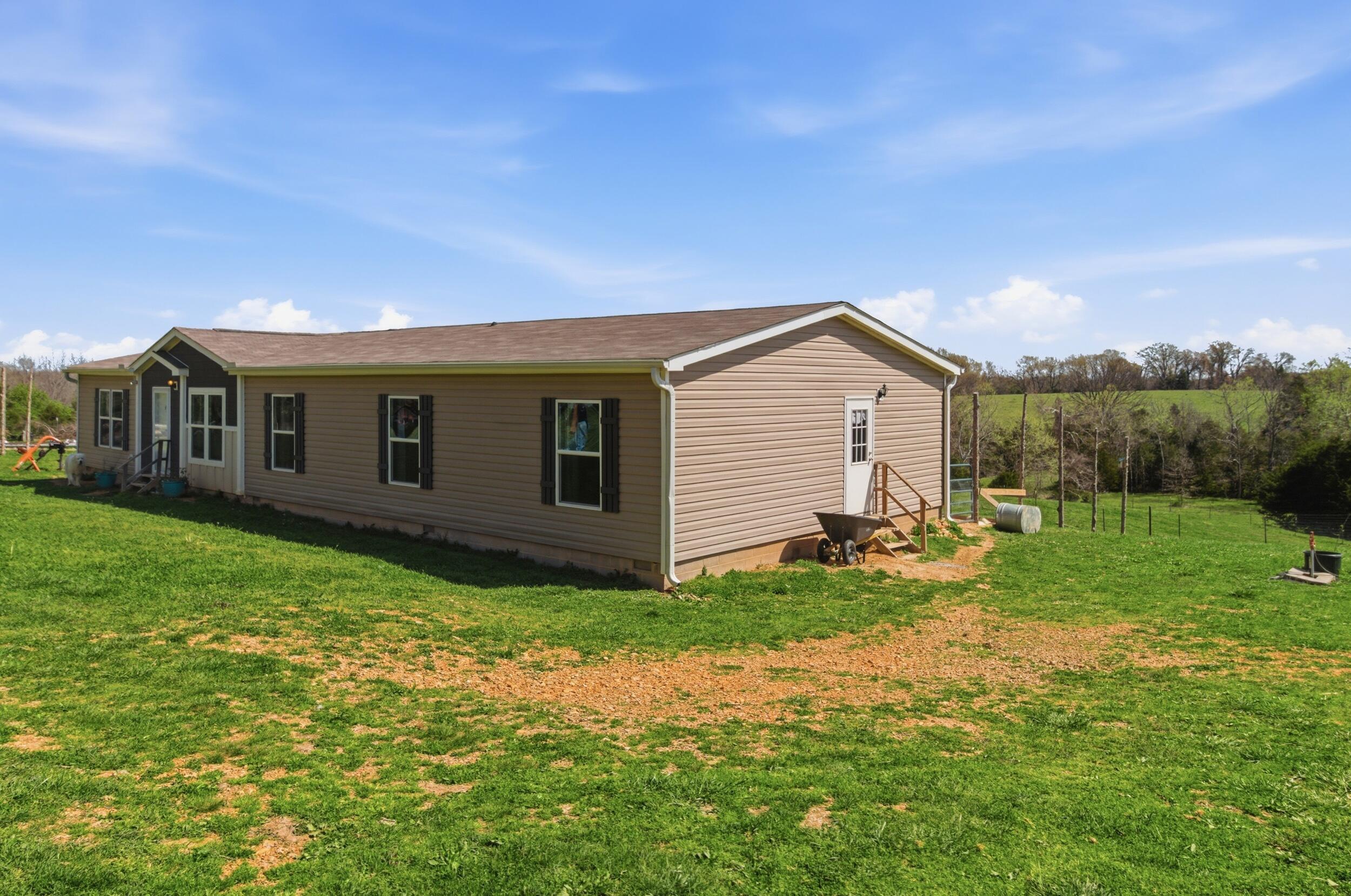 14489 Farm Road 1155 Property Photo 27