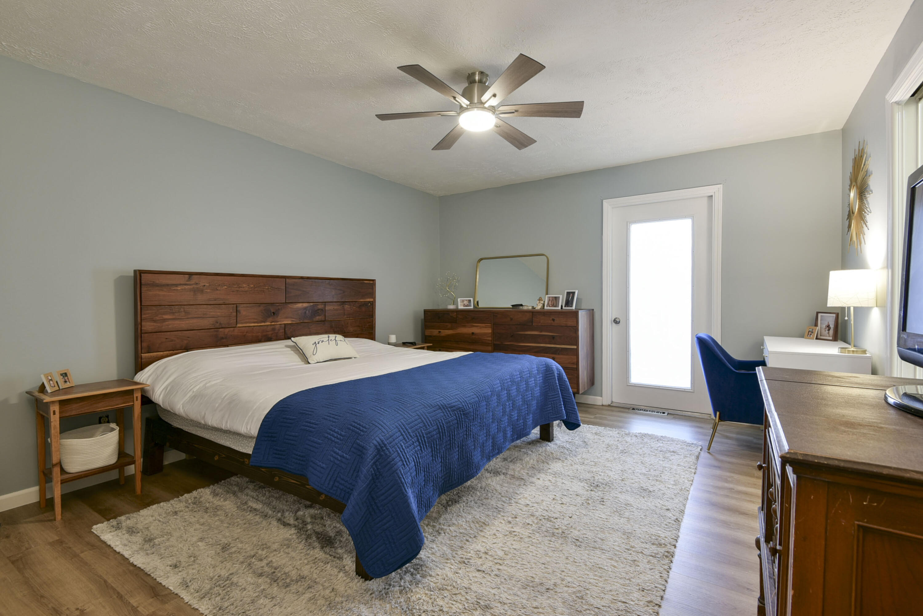 3409 South Rogers Avenue Property Photo 13
