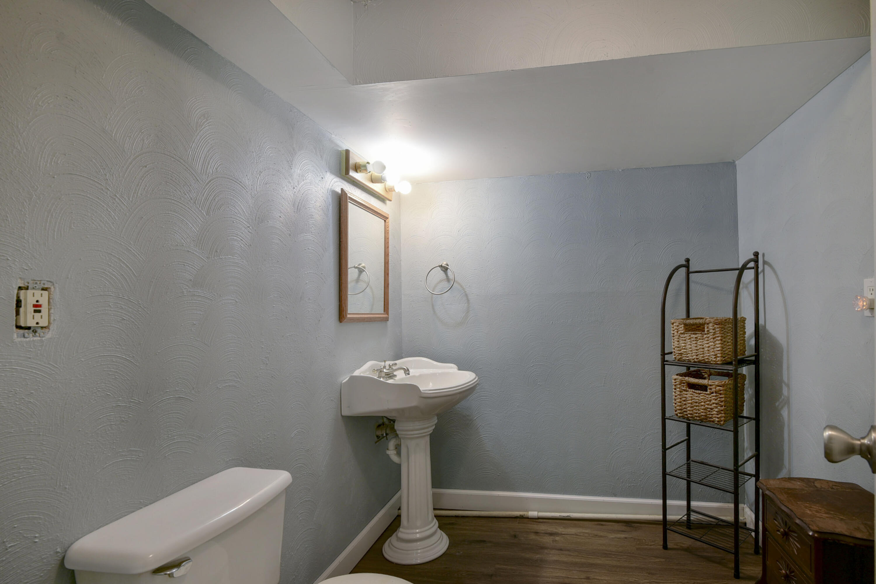 3409 South Rogers Avenue Property Photo 34