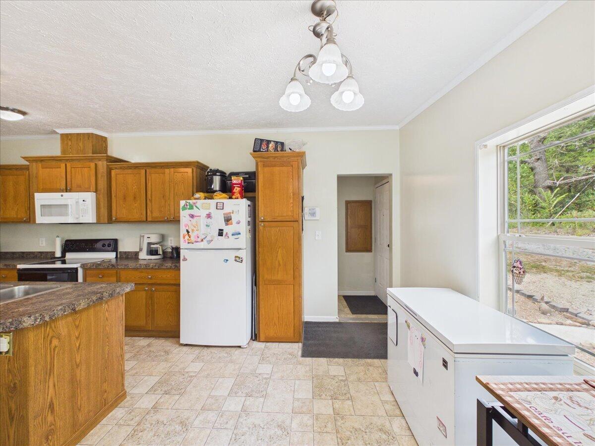 25425 County Road 327 Property Photo 21