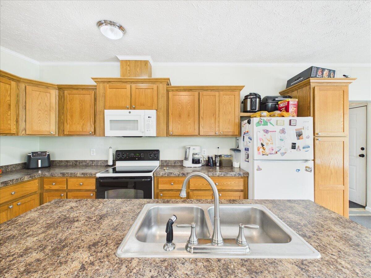 25425 County Road 327 Property Photo 22