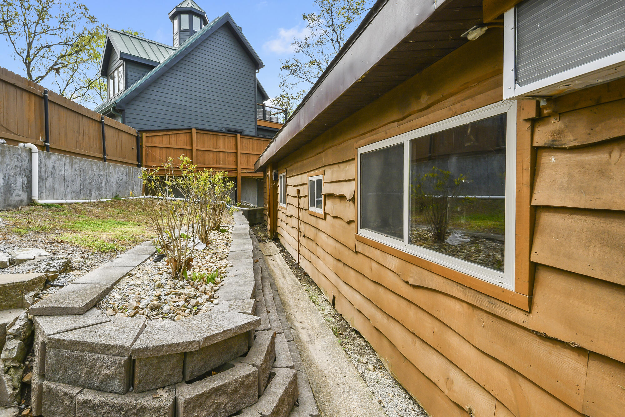 337 Parkside Drive Property Photo 9
