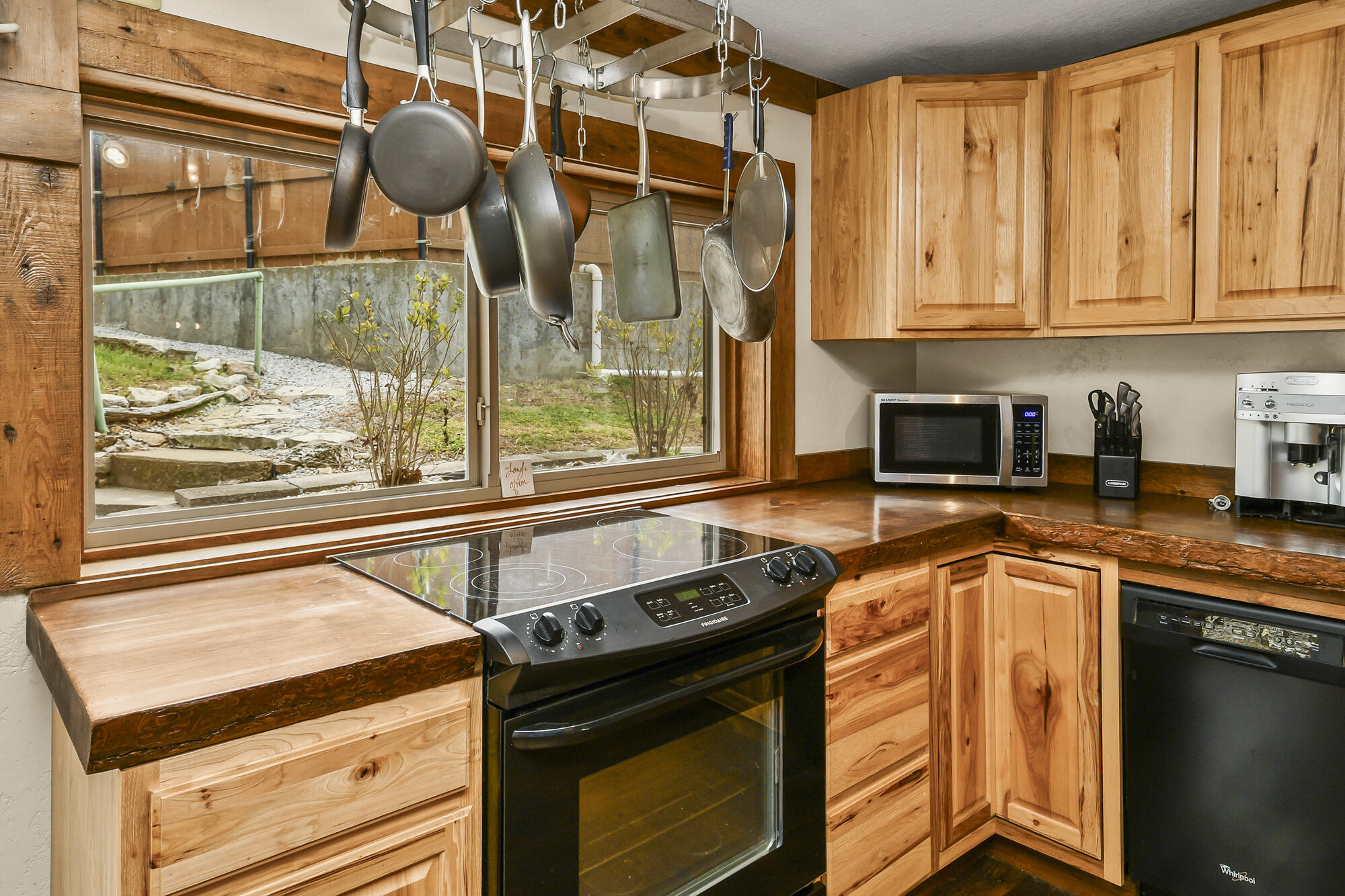 337 Parkside Drive Property Photo 13