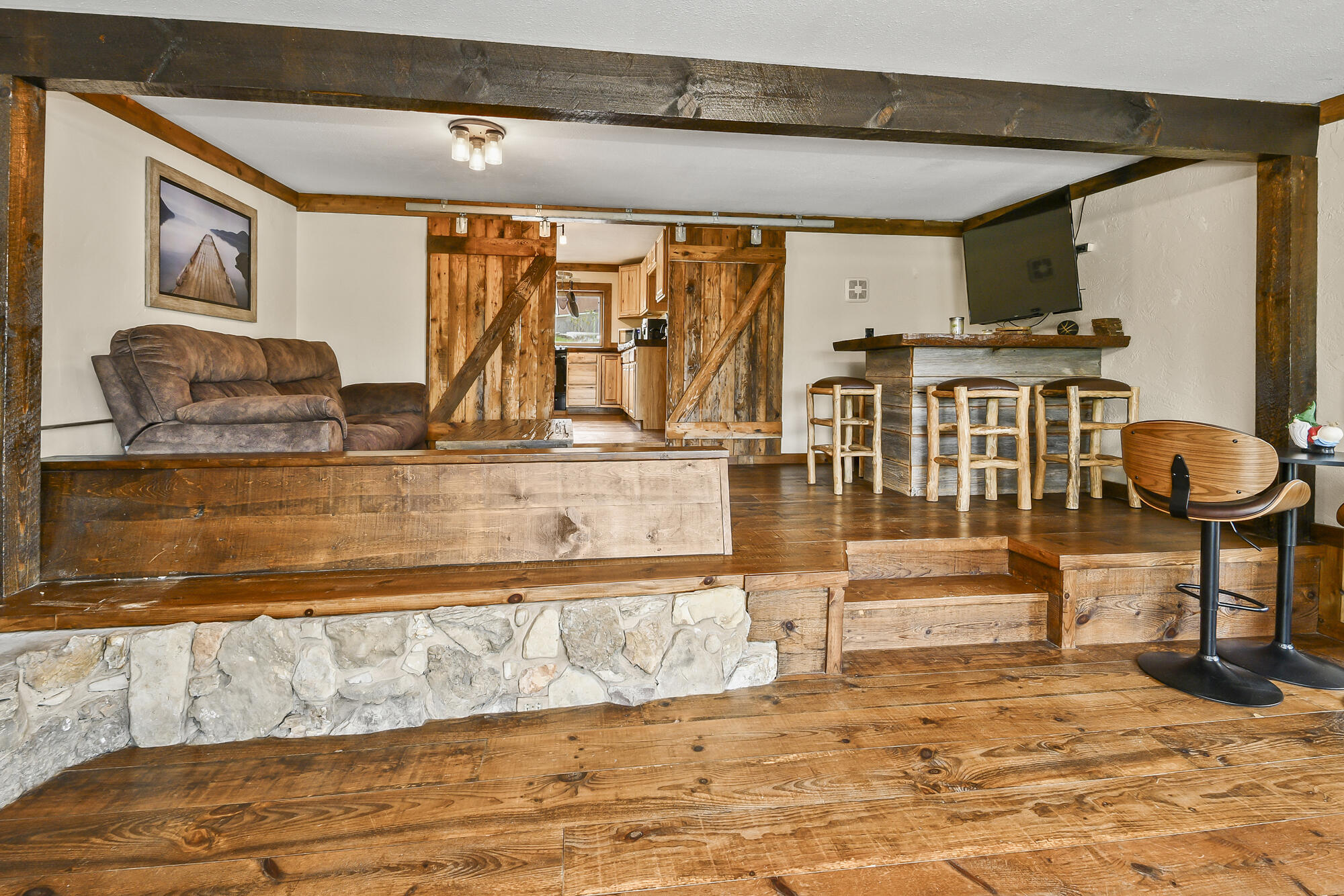 337 Parkside Drive Property Photo 23