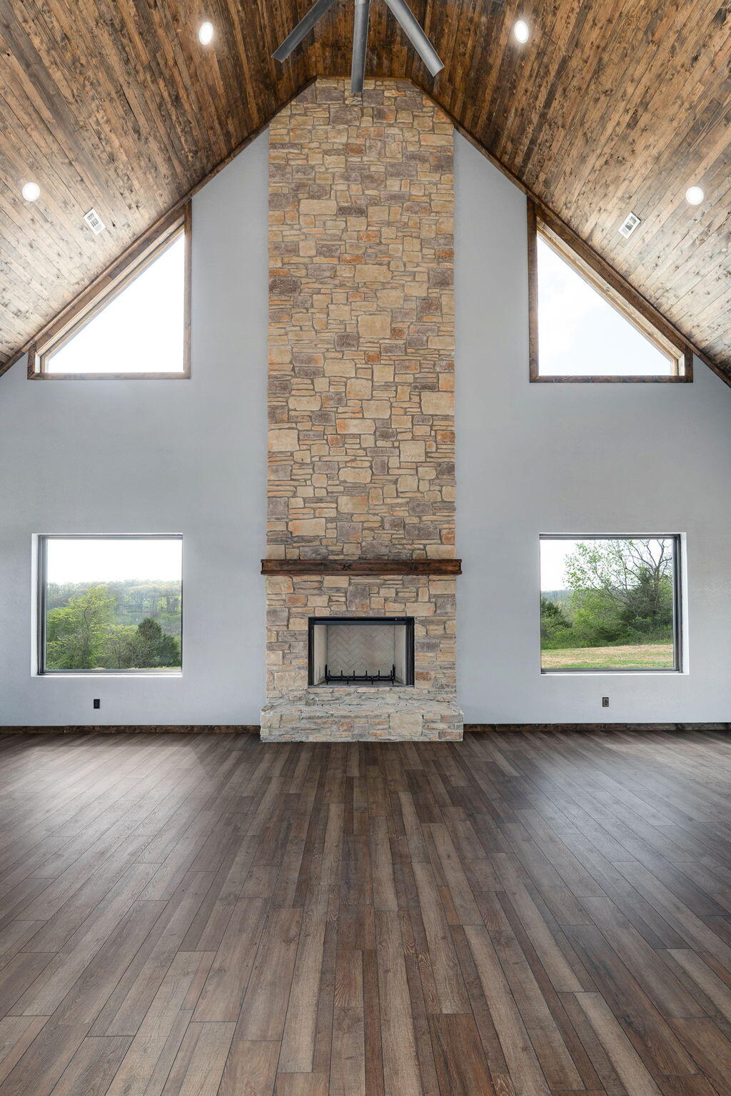 503 A Airport Road Property Photo 14