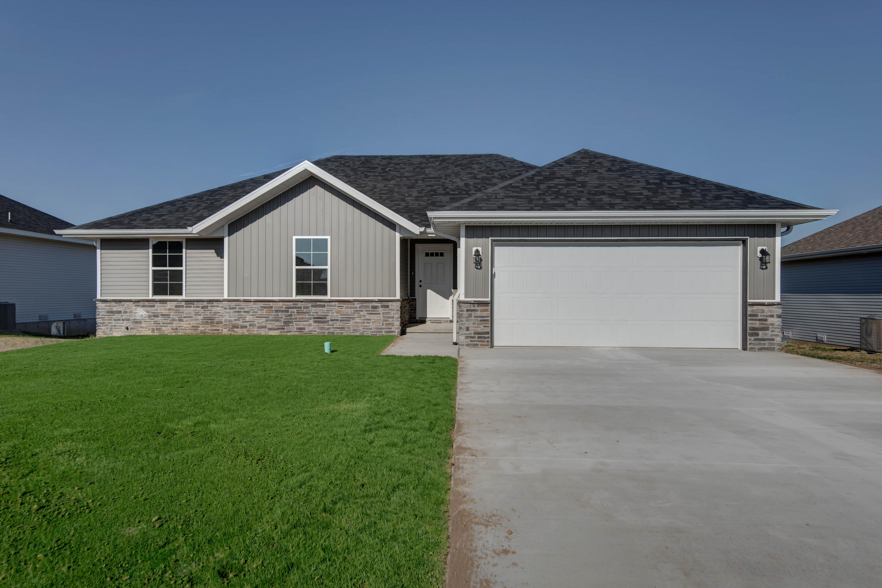 586 Spring Meadow Drive Lot 48 Property Photo 1