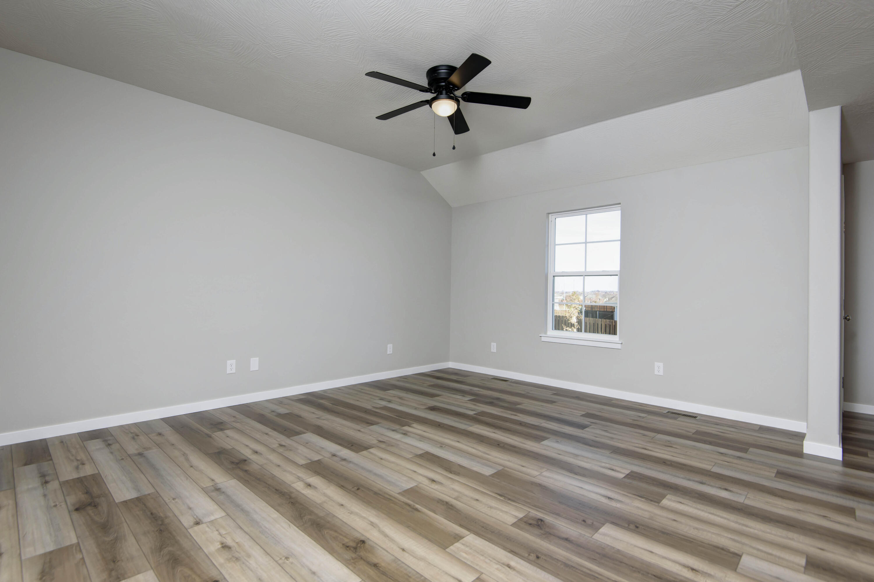 586 Spring Meadow Drive Lot 48 Property Photo 13