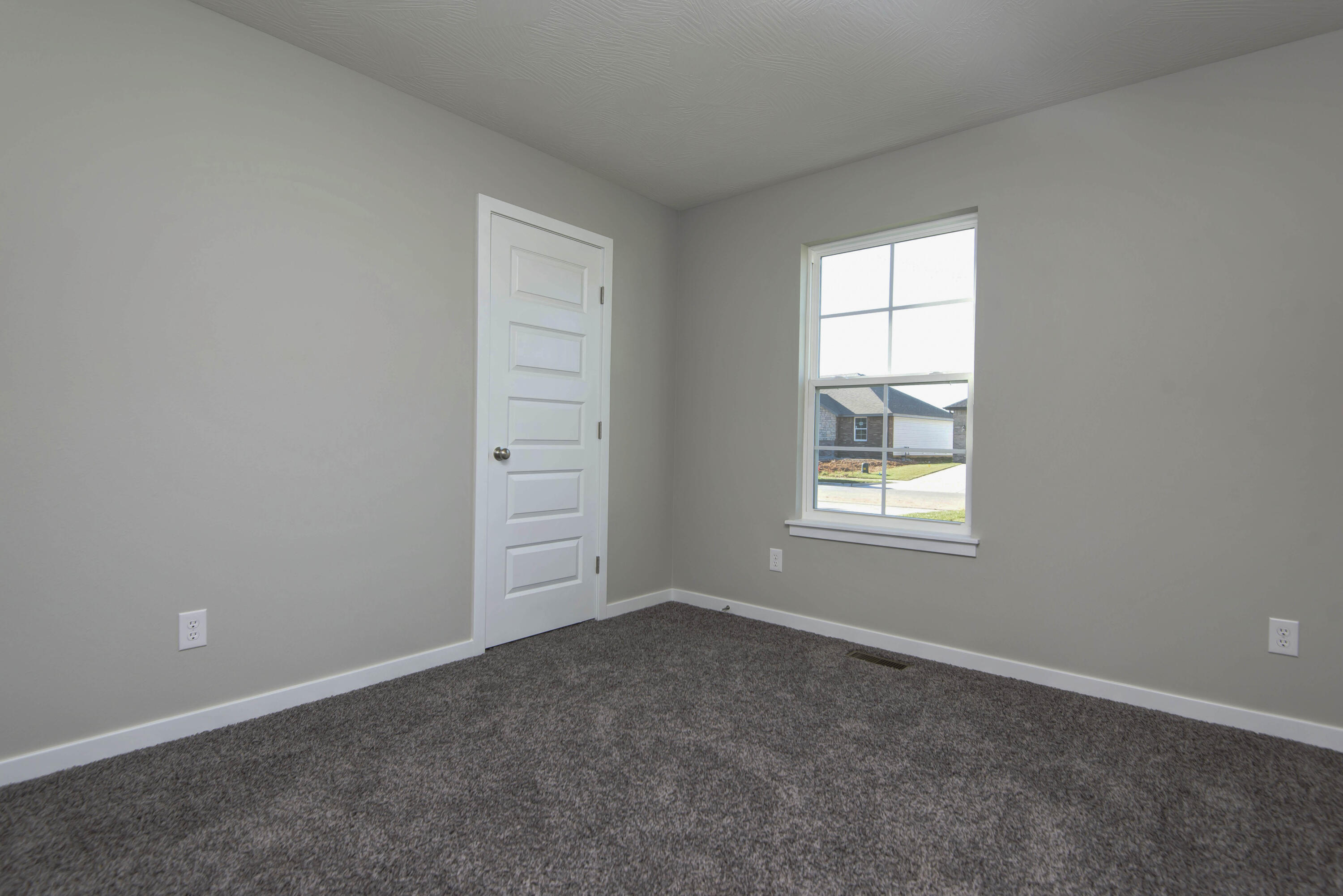 586 Spring Meadow Drive Lot 48 Property Photo 14