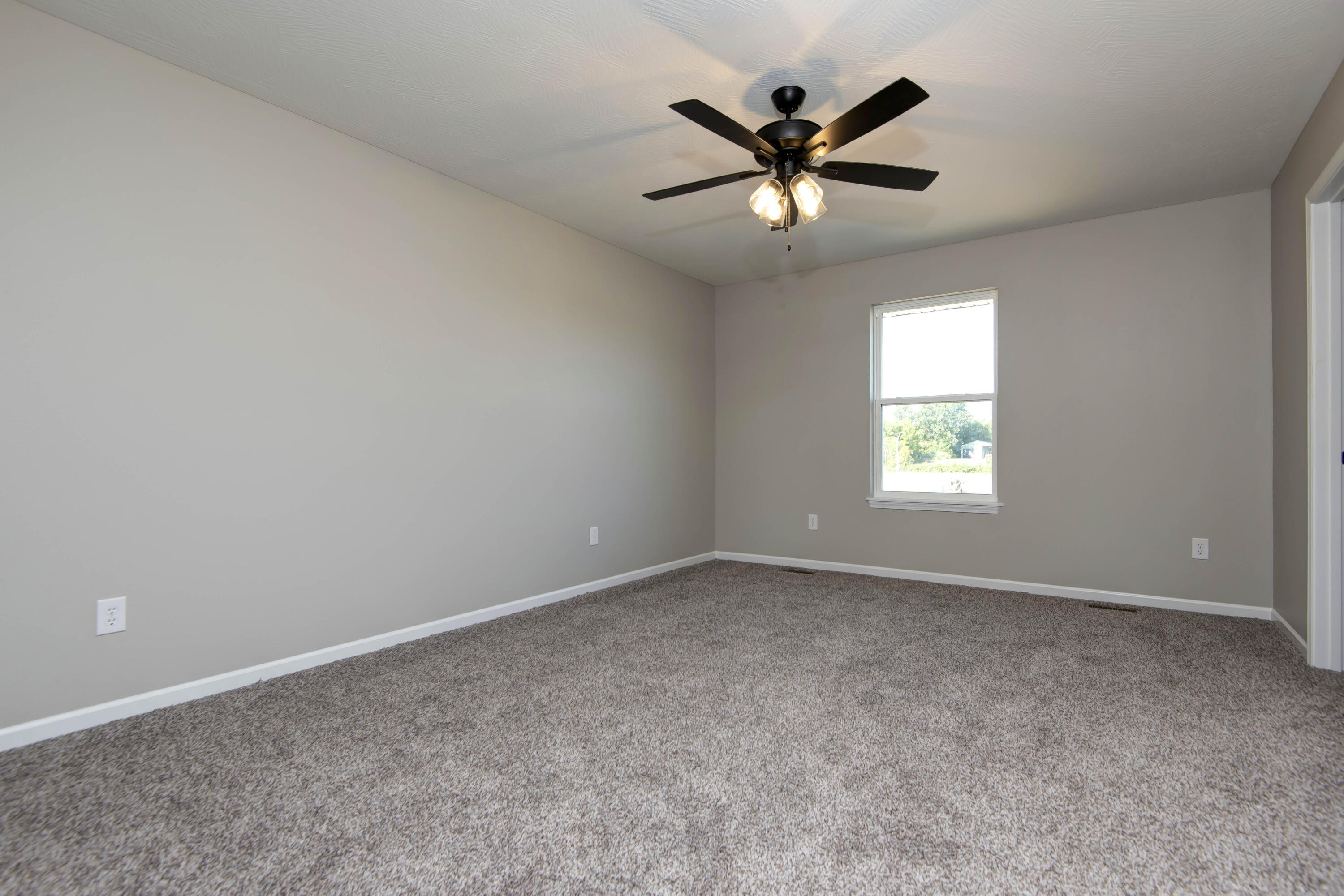 586 Spring Meadow Drive Lot 48 Property Photo 17