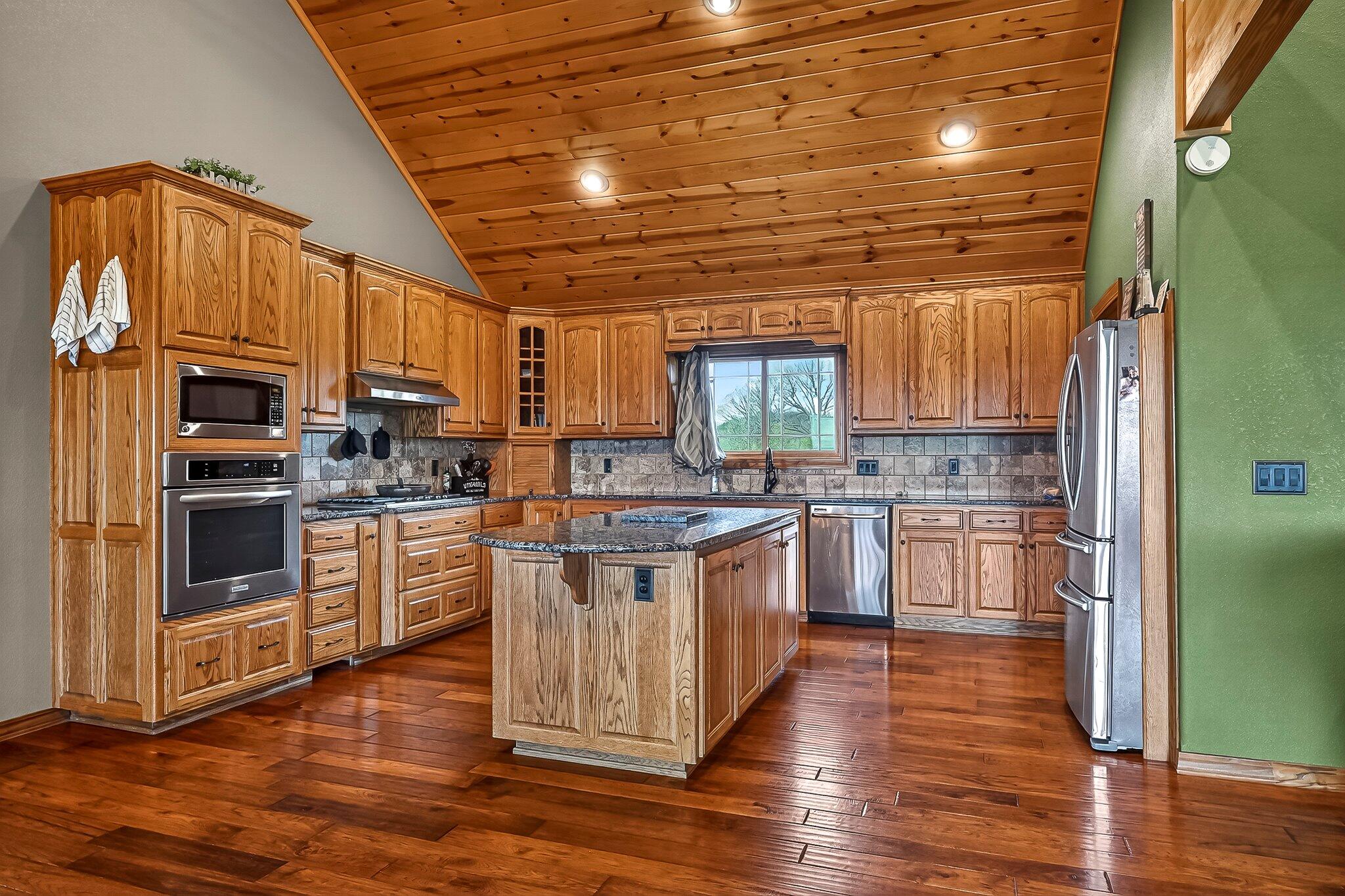 132 County Road 900 Property Photo 11