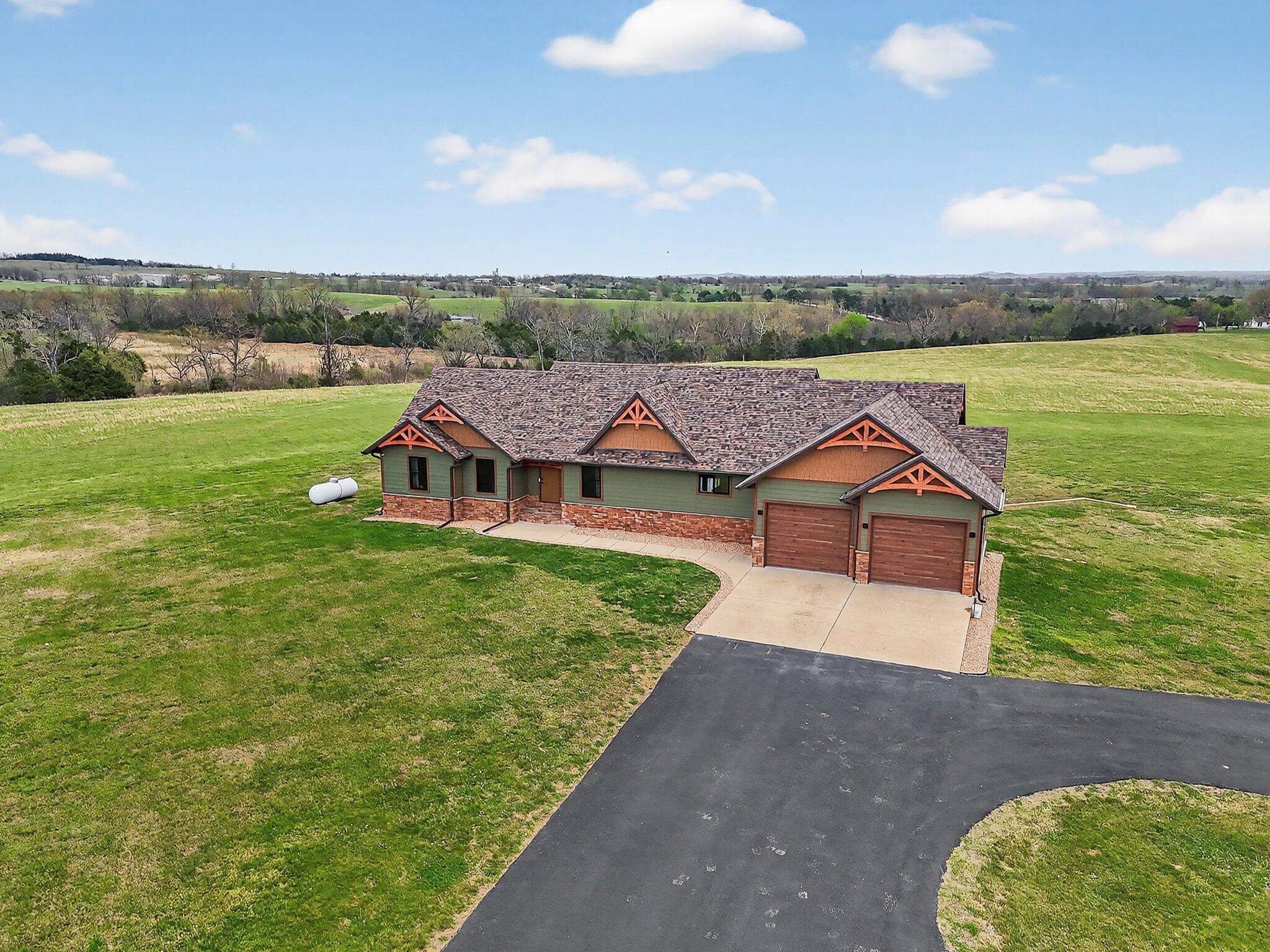 132 County Road 900 Property Photo 49