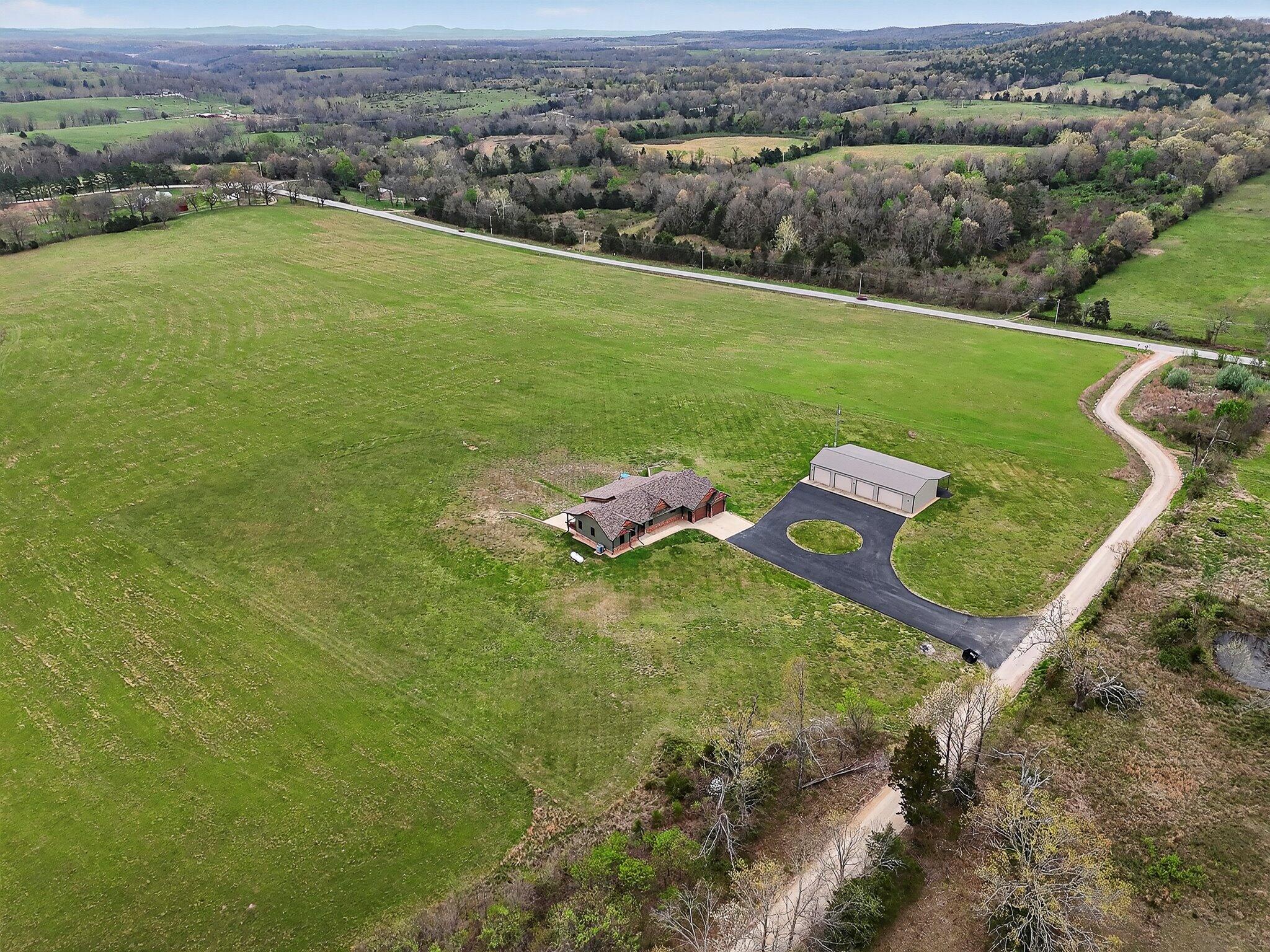 132 County Road 900 Property Photo 52