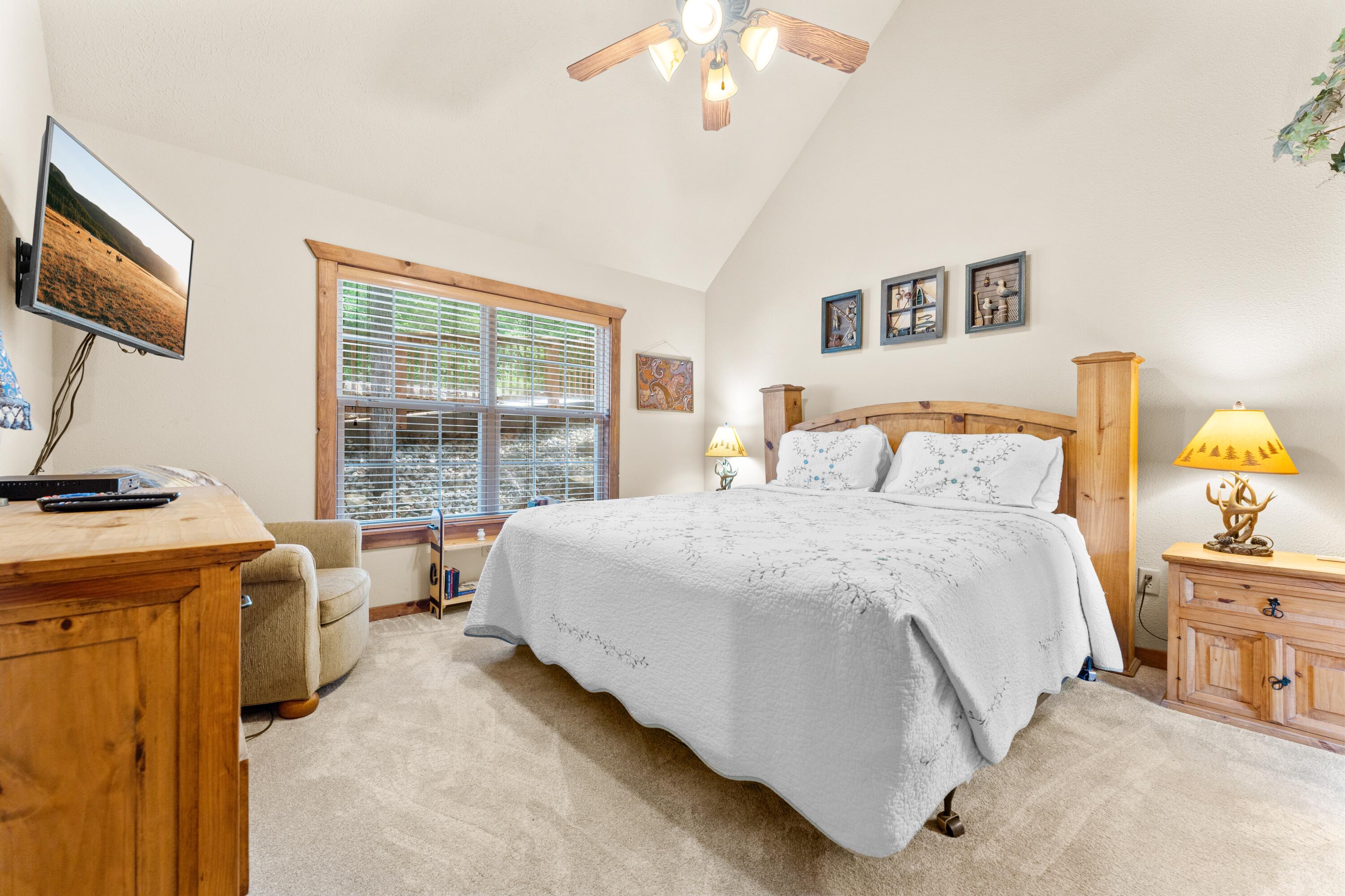 558 Baldknobber Drive 49 Property Photo 16