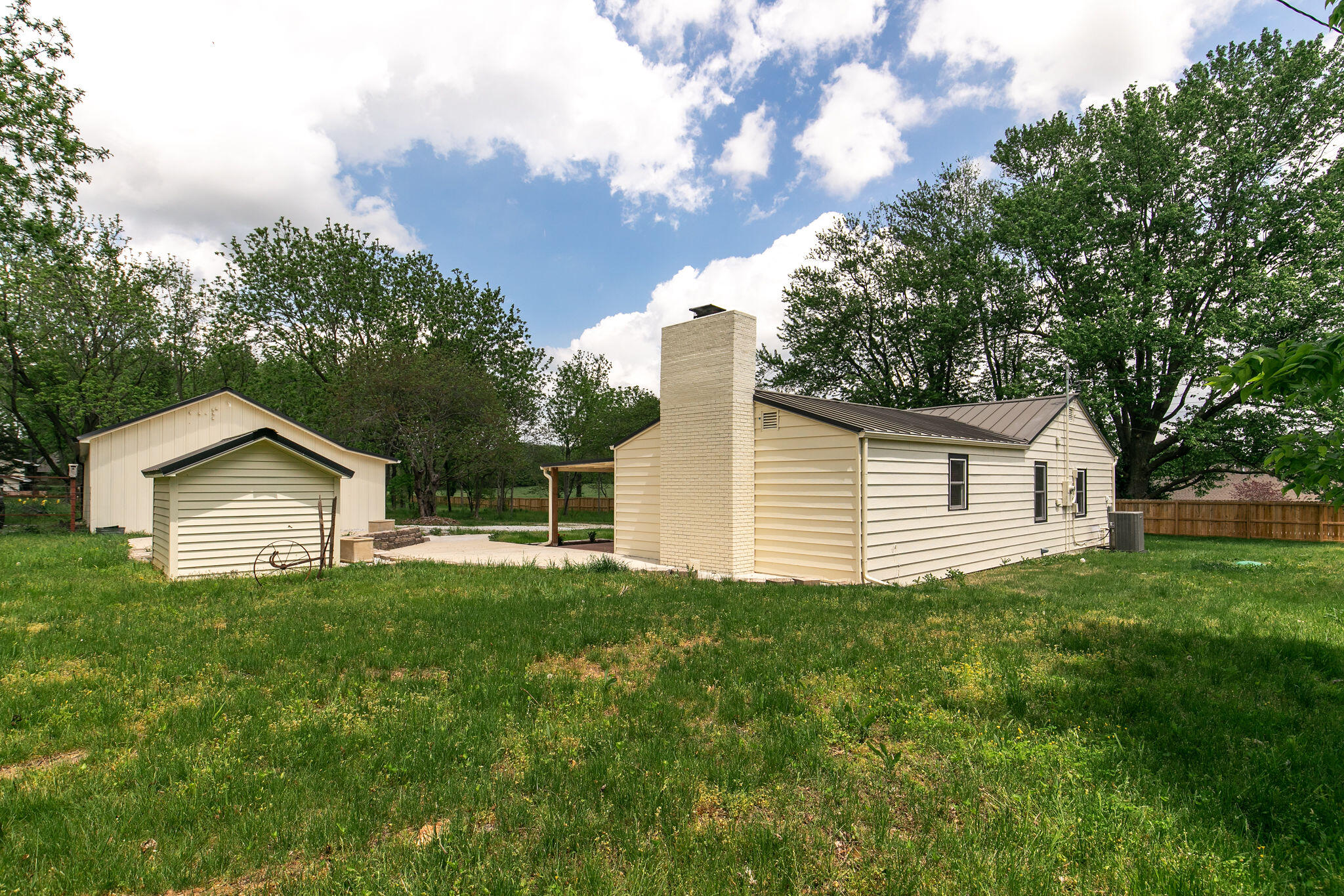 2031 North Farm Rd 197 Property Photo 71