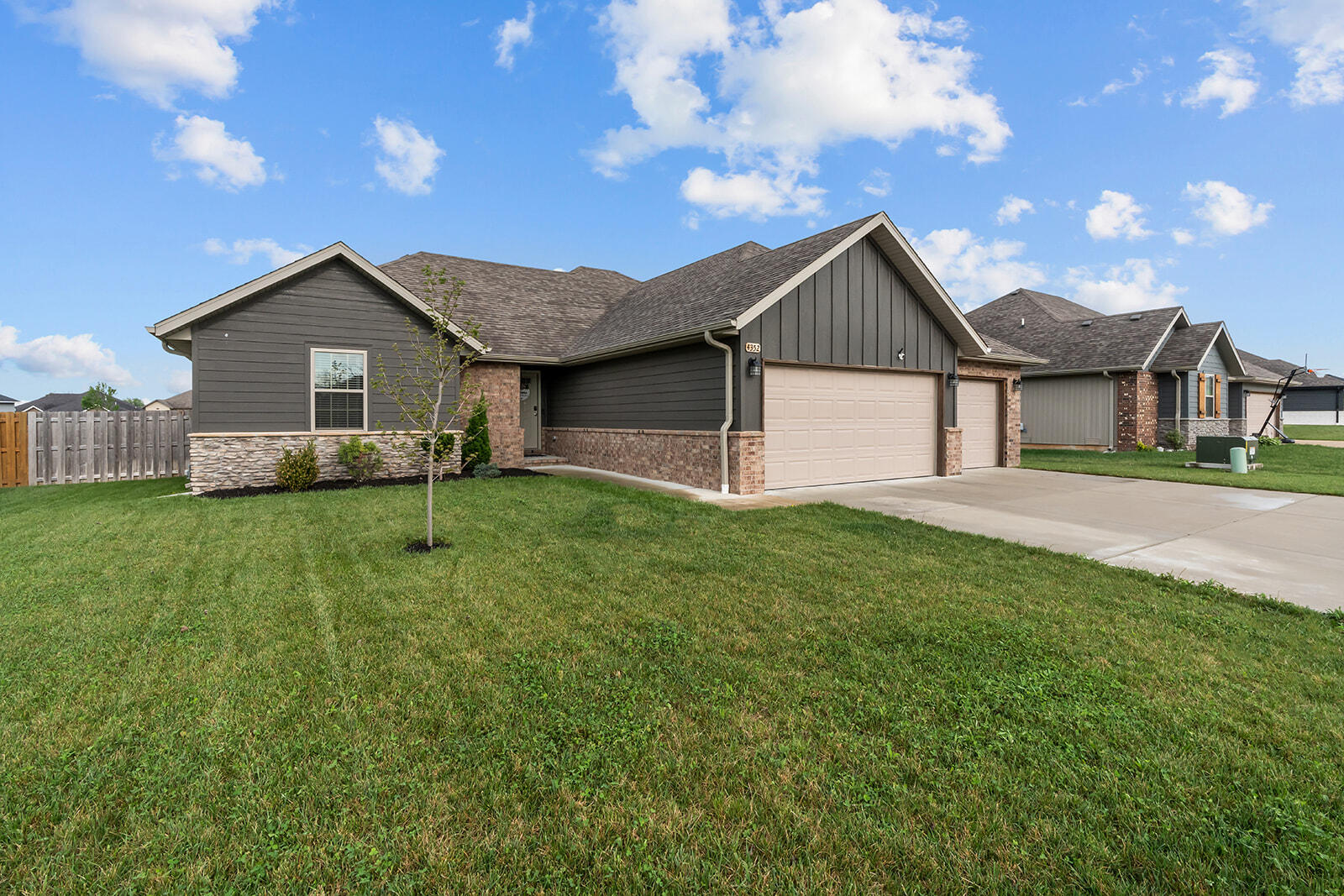 4352 Siena Avenue Property Photo 3
