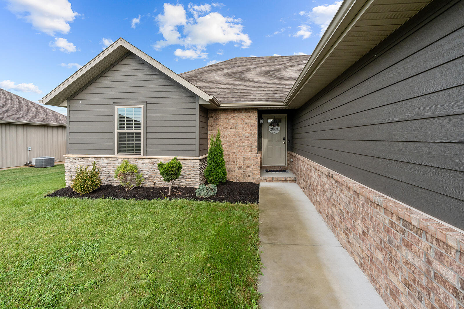 4352 Siena Avenue Property Photo 4