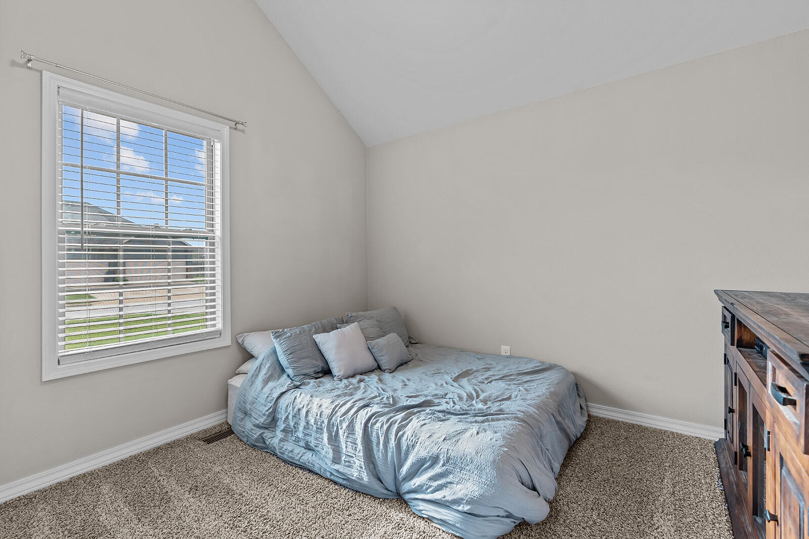 4352 Siena Avenue Property Photo 19
