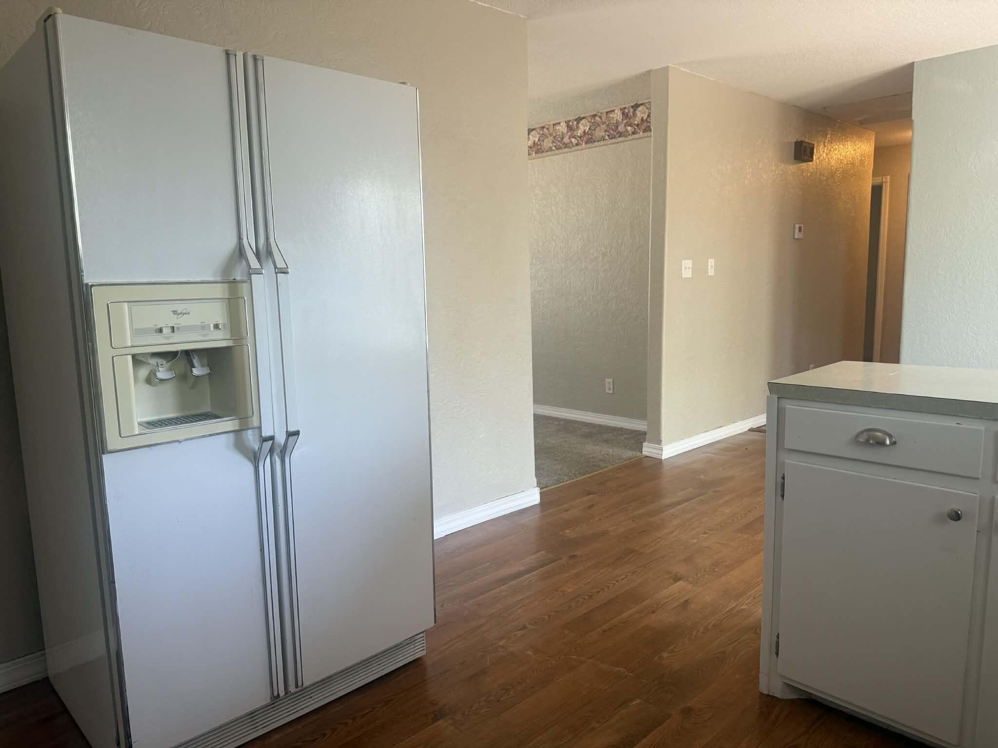 1006 East 10th Street Property Photo 11