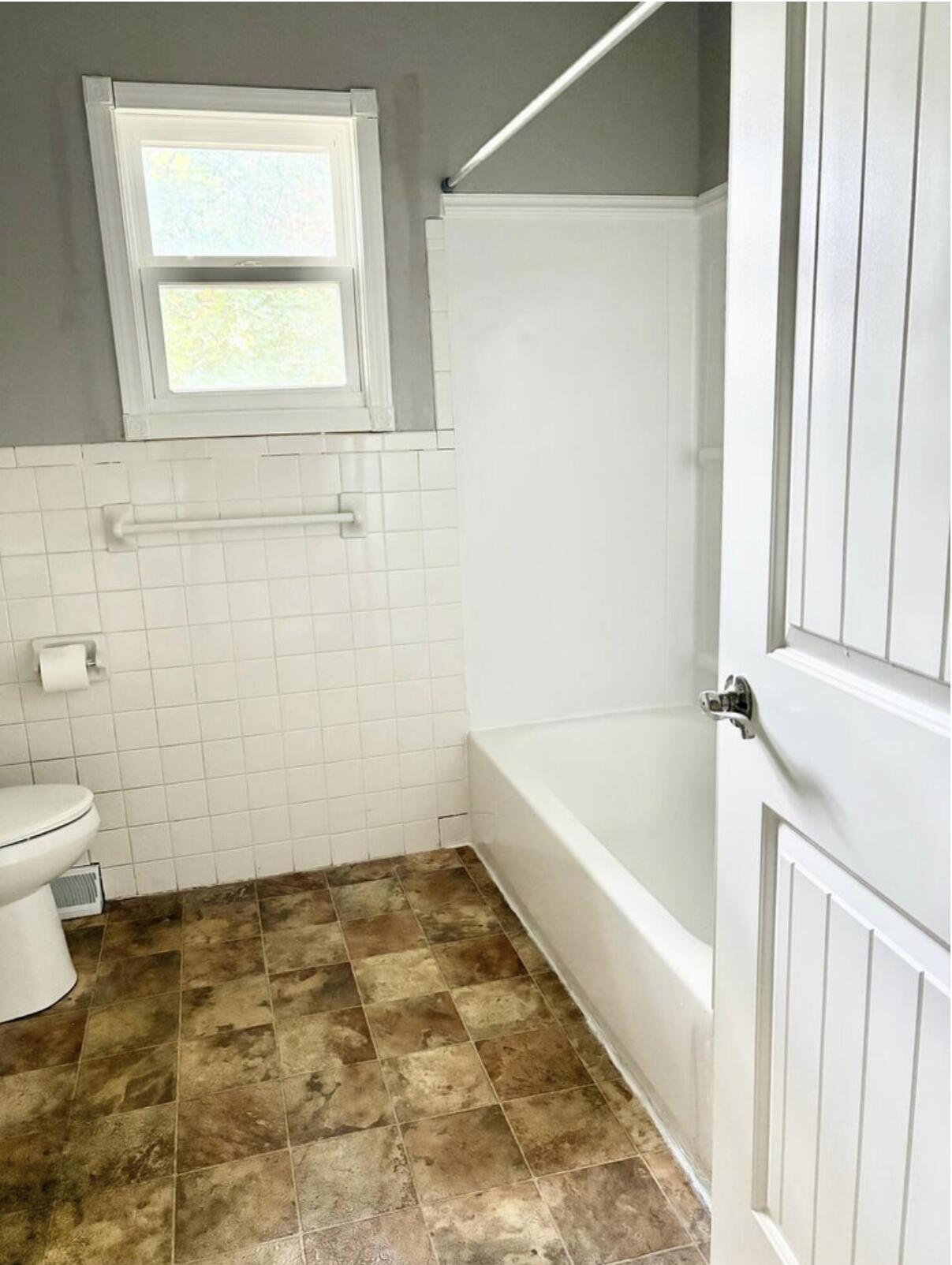 1006 East 10th Street Property Photo 20