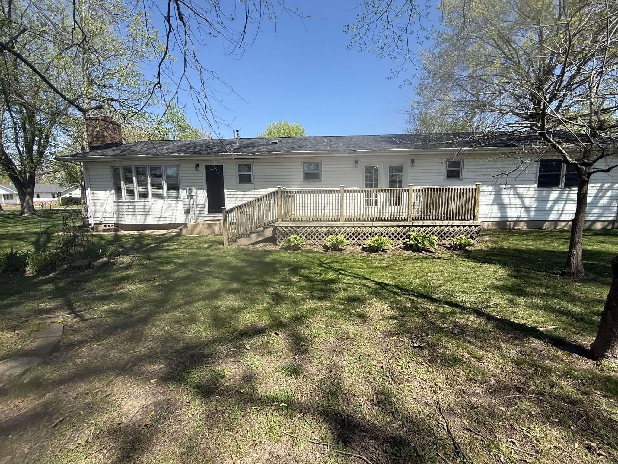1006 East 10th Street Property Photo 27