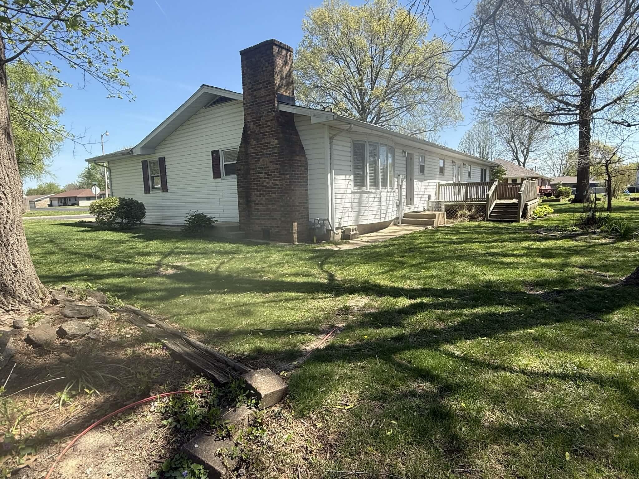 1006 East 10th Street Property Photo 29