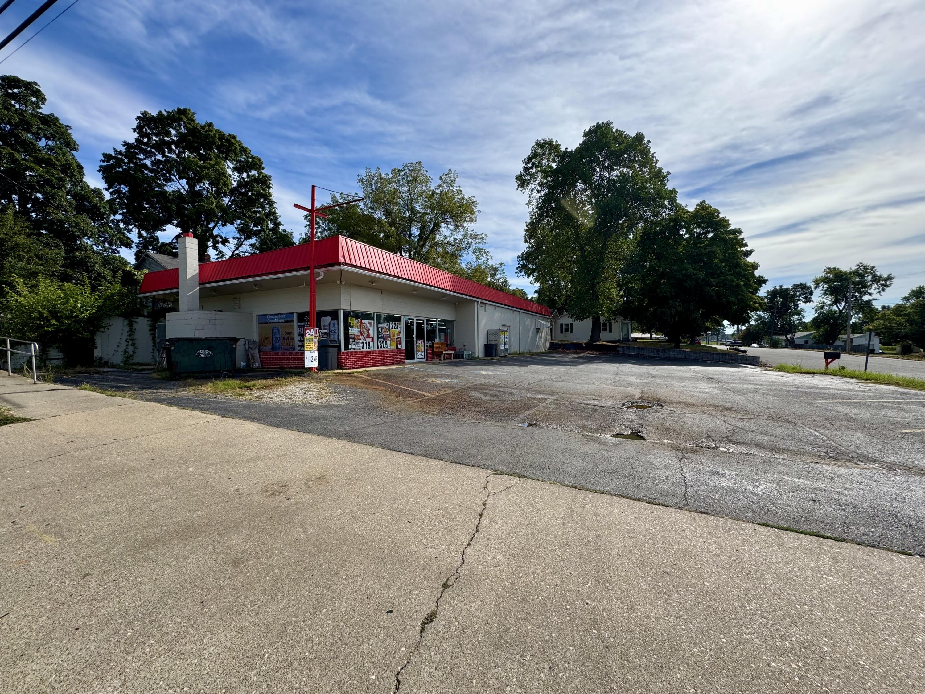 804 Saint Louis Street Property Photo 1