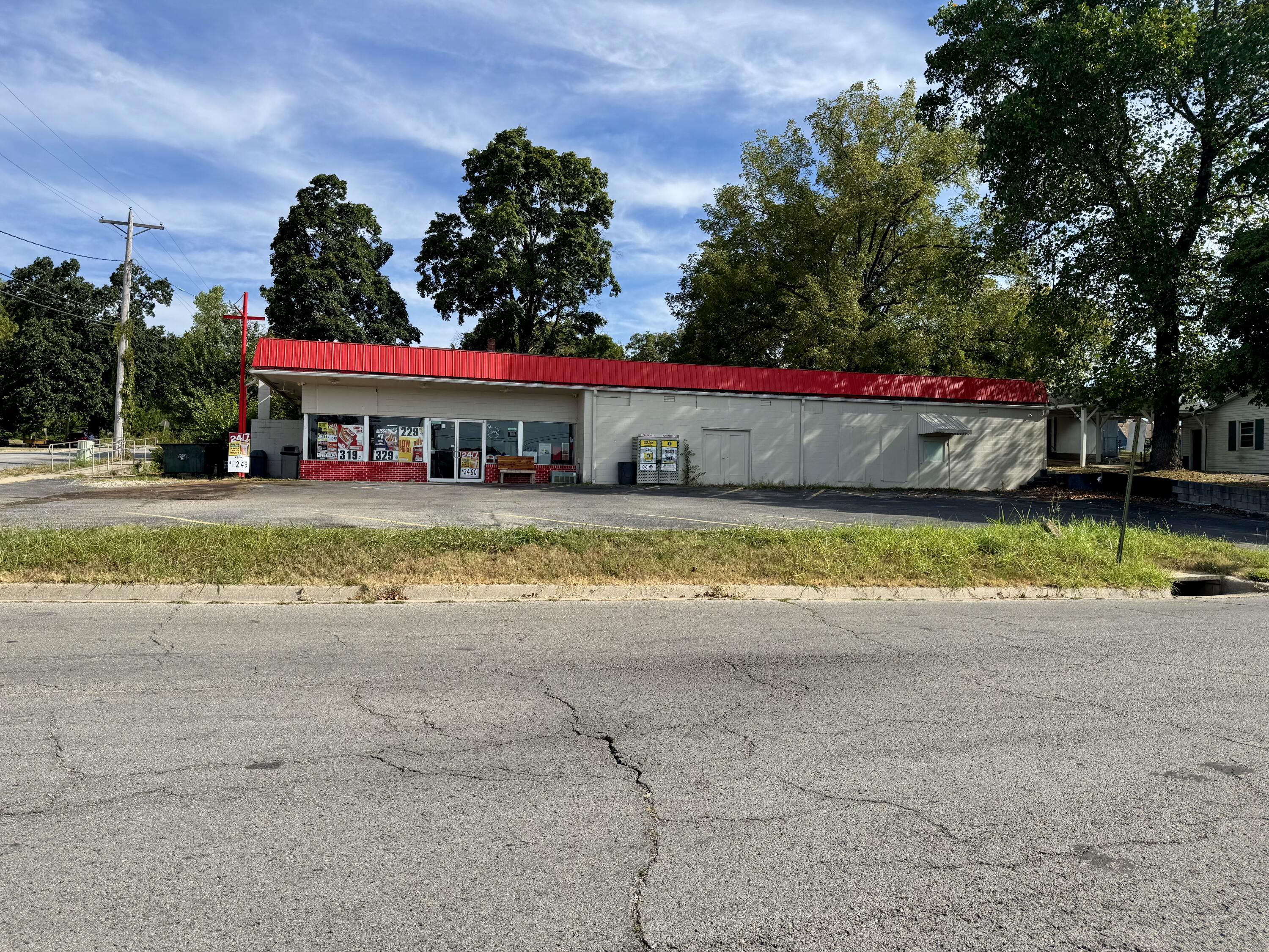 804 Saint Louis Street Property Photo 2