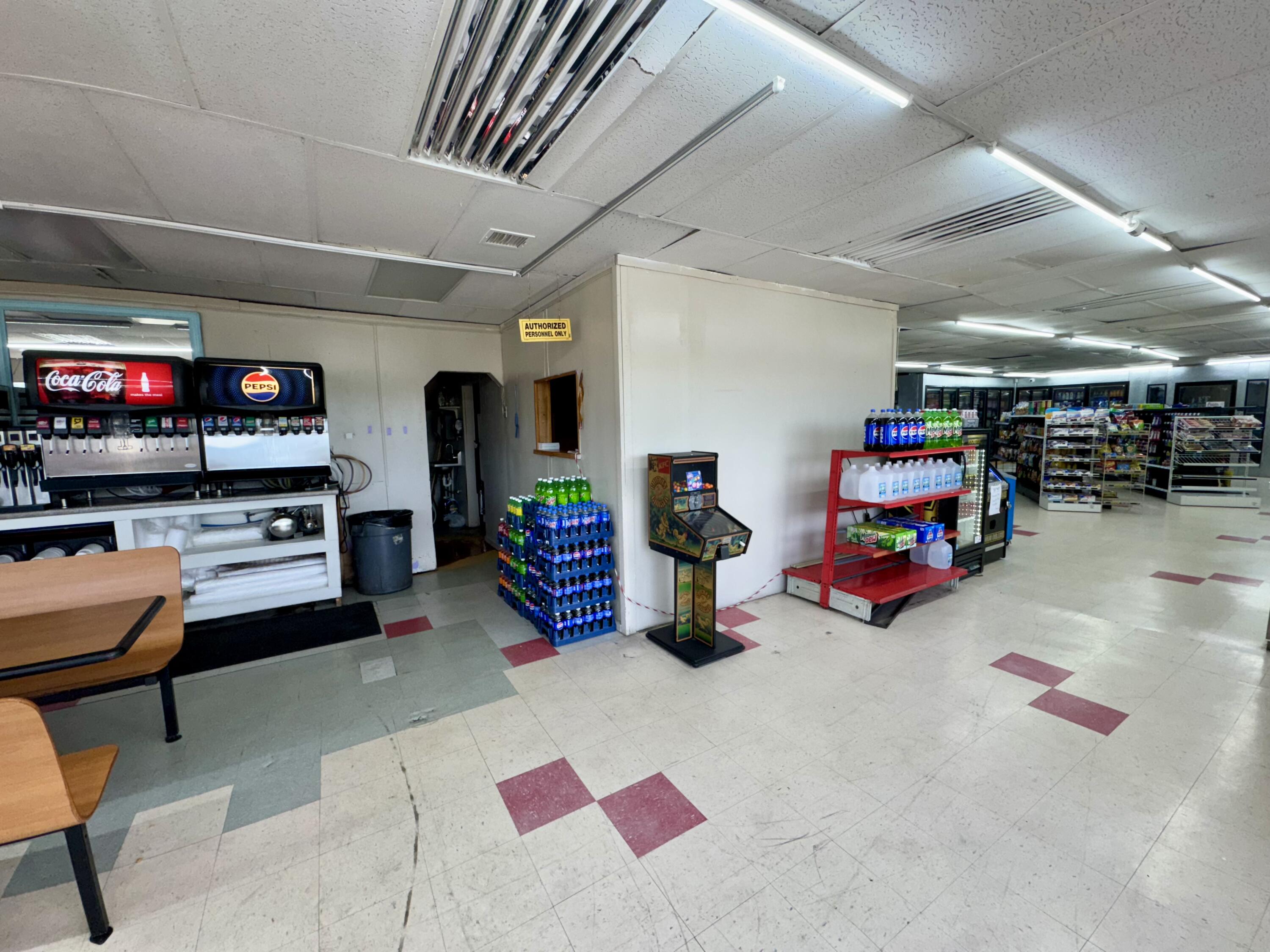 804 Saint Louis Street Property Photo 12