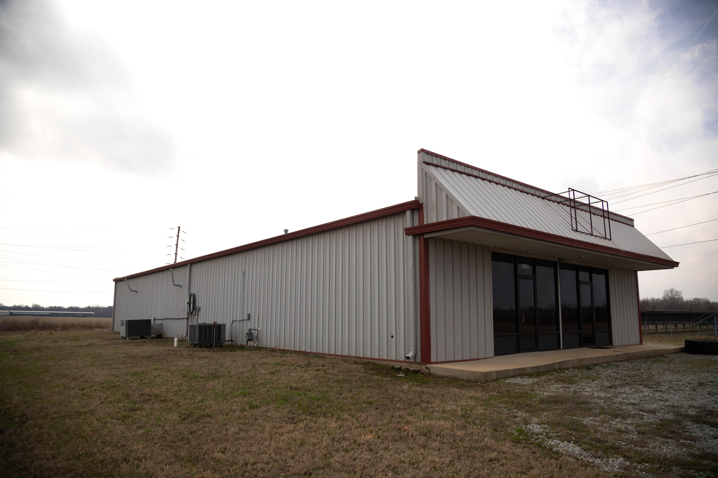 1431 Commerce Drive Property Photo 2