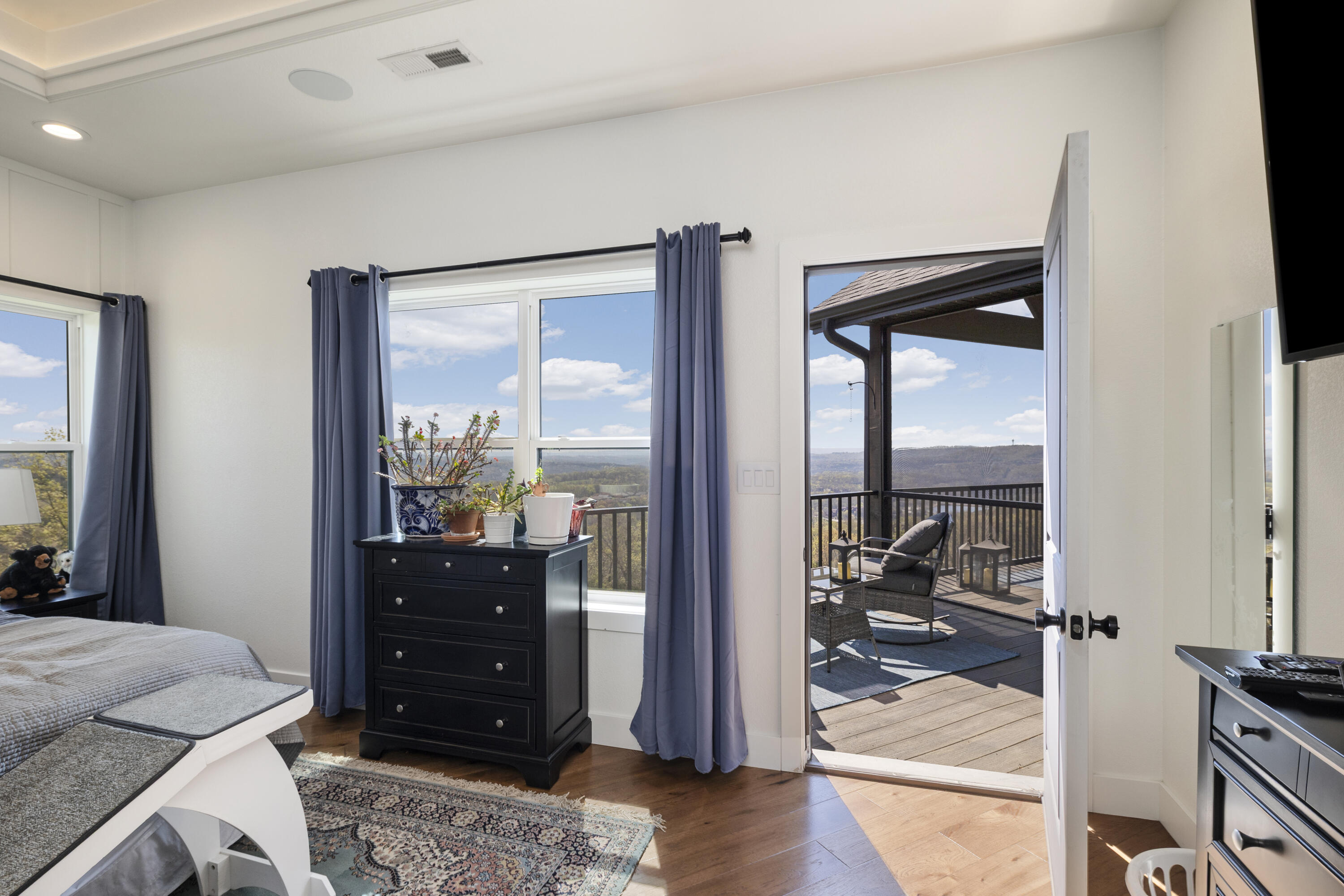 226 Chalcedony Court Property Photo 33