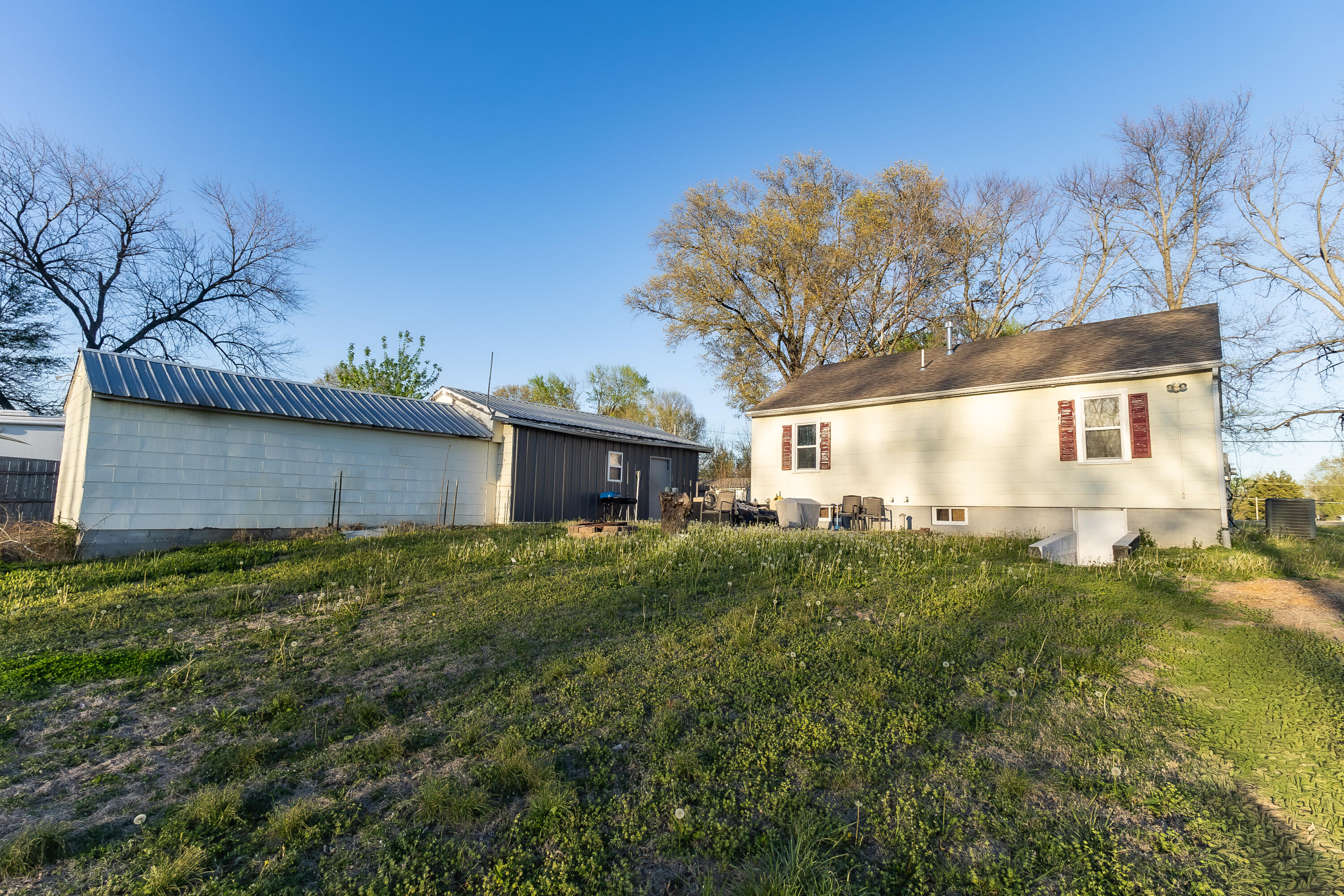 1711 North Ash Street Property Photo 23
