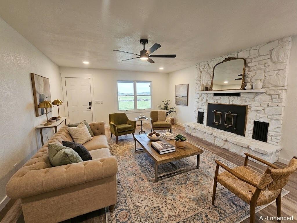 7647 Lawrence 2210 Property Photo 2