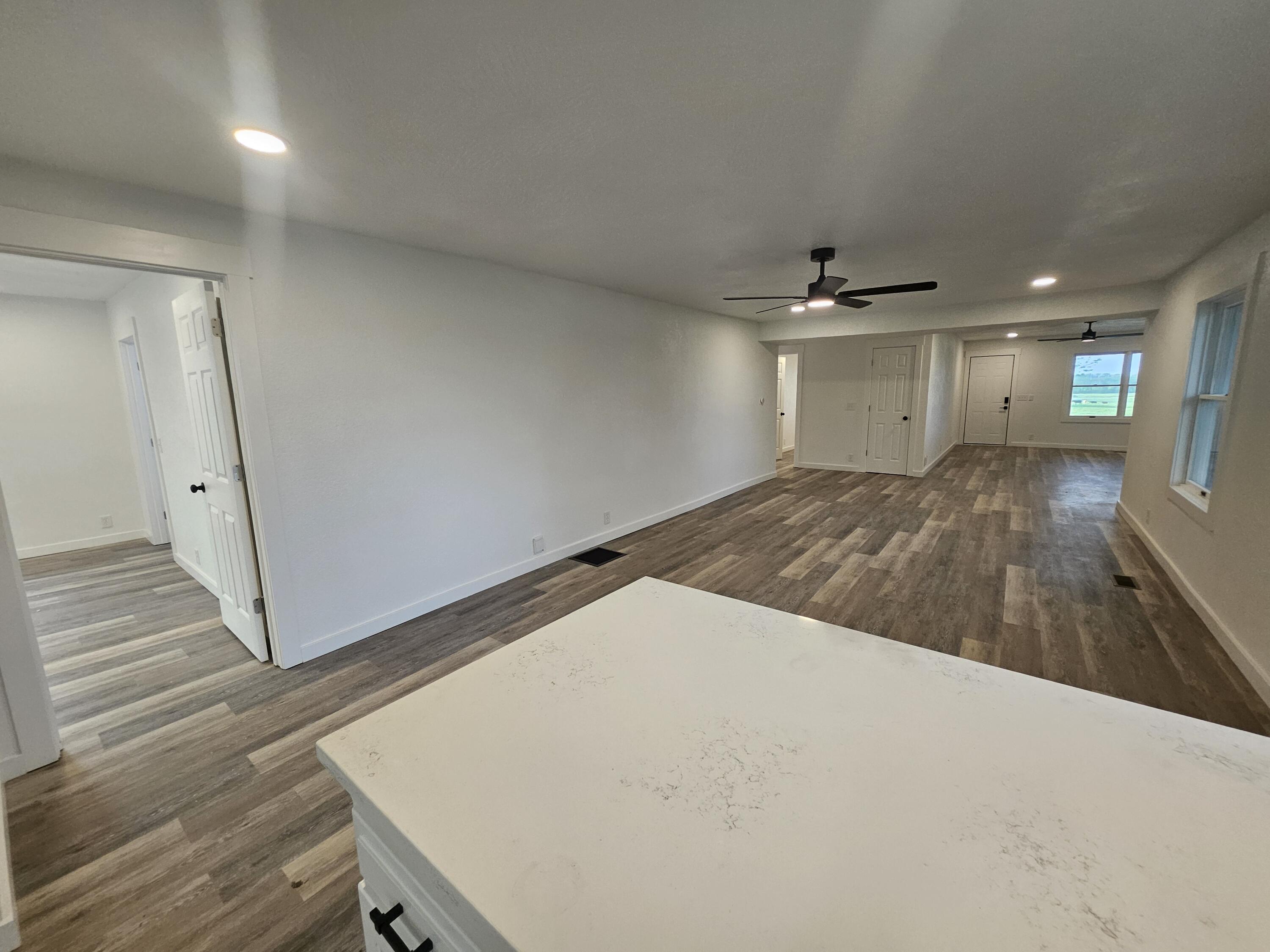 7647 Lawrence 2210 Property Photo 6