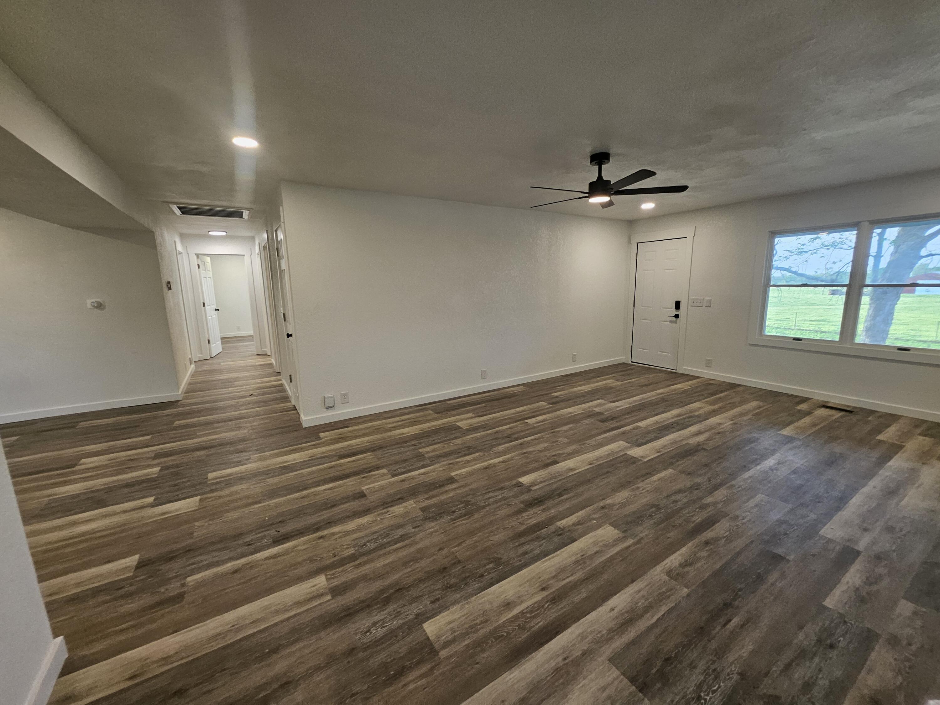 7647 Lawrence 2210 Property Photo 11