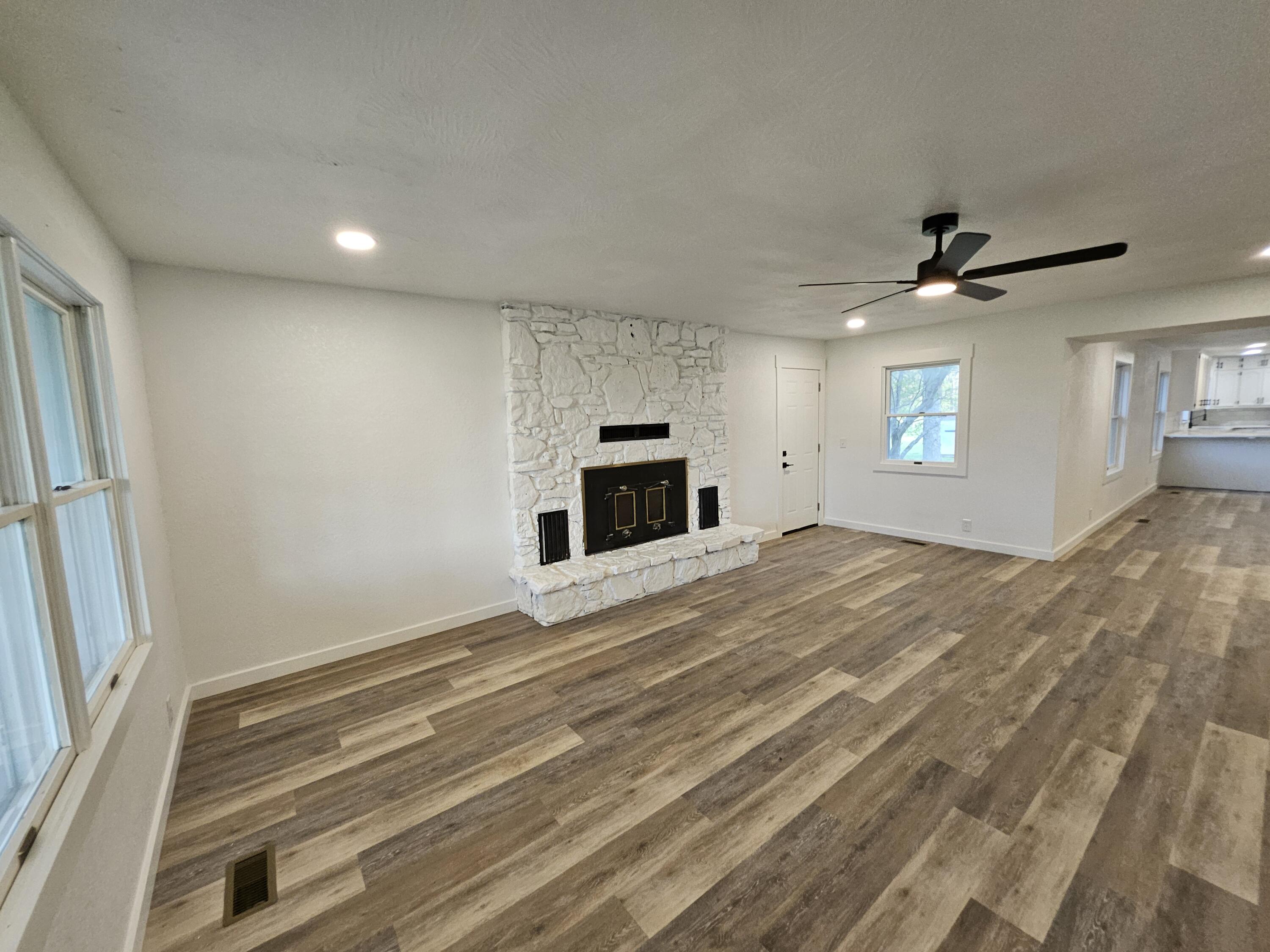7647 Lawrence 2210 Property Photo 12