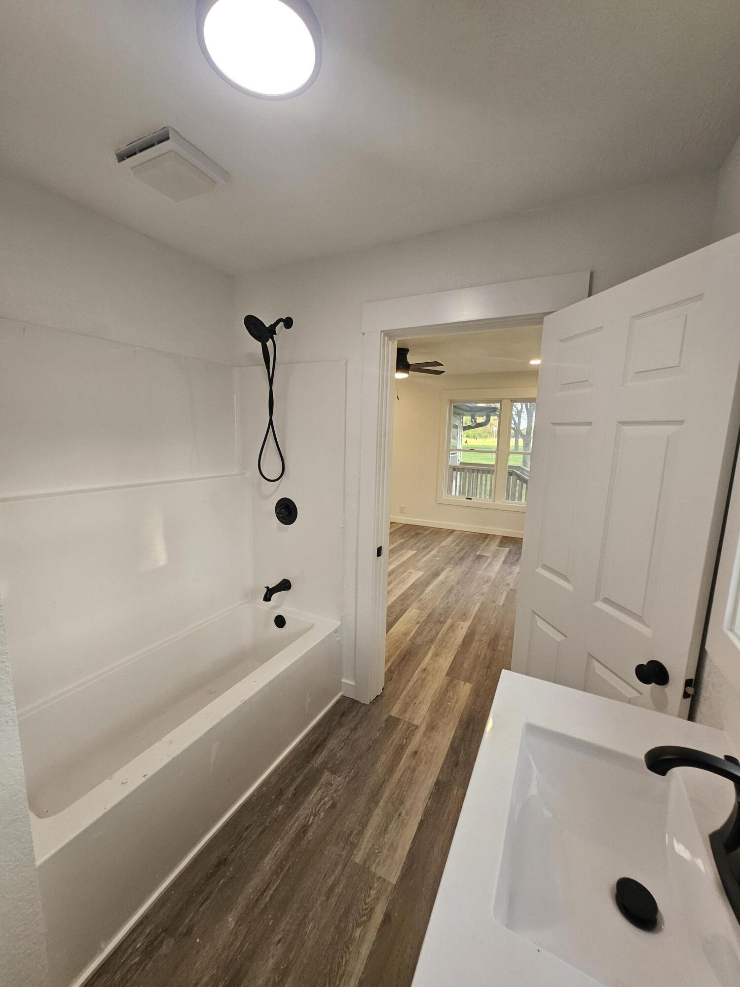 7647 Lawrence 2210 Property Photo 17