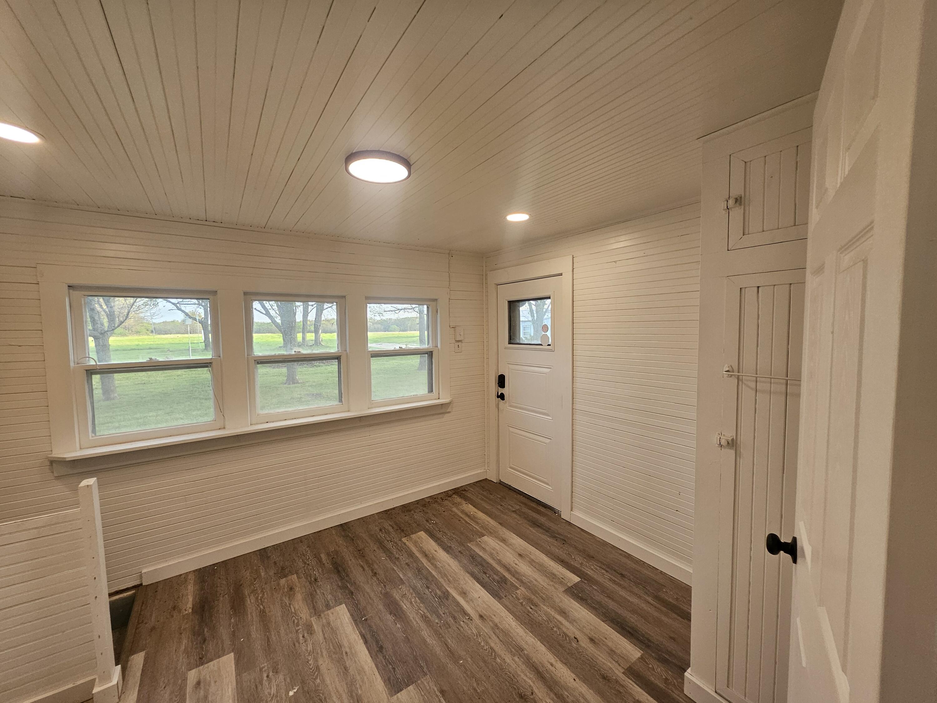 7647 Lawrence 2210 Property Photo 23