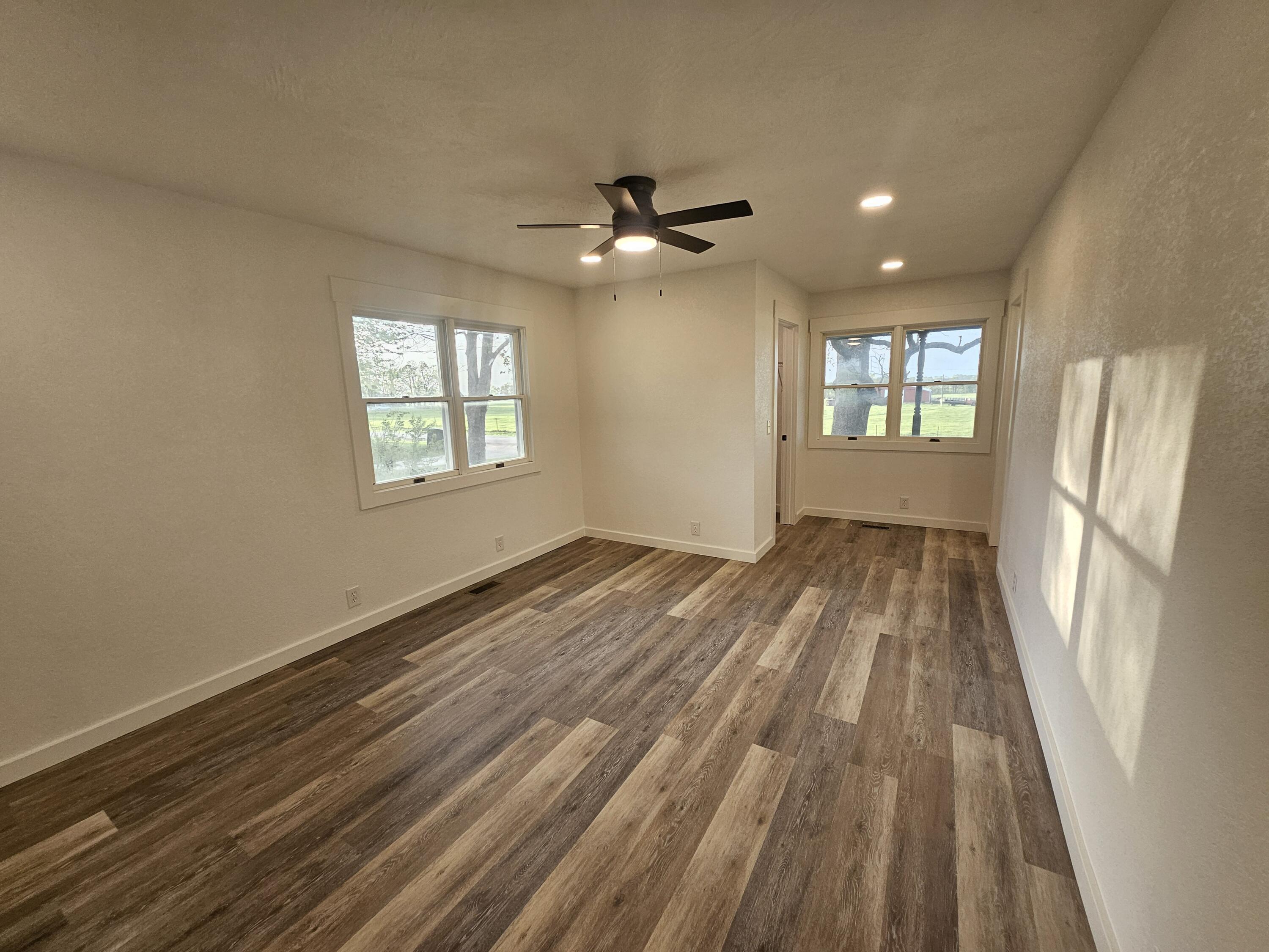 7647 Lawrence 2210 Property Photo 25