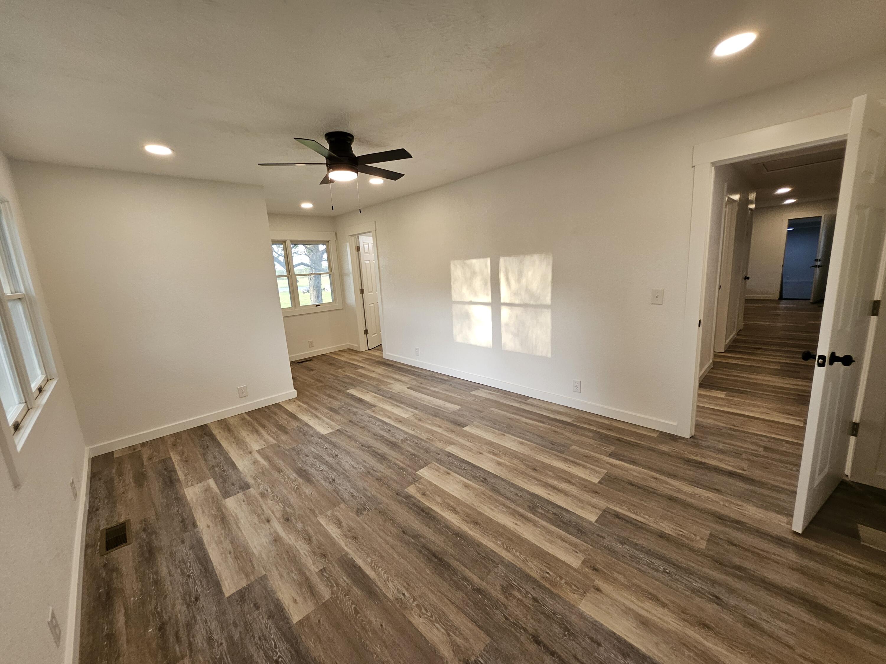 7647 Lawrence 2210 Property Photo 26
