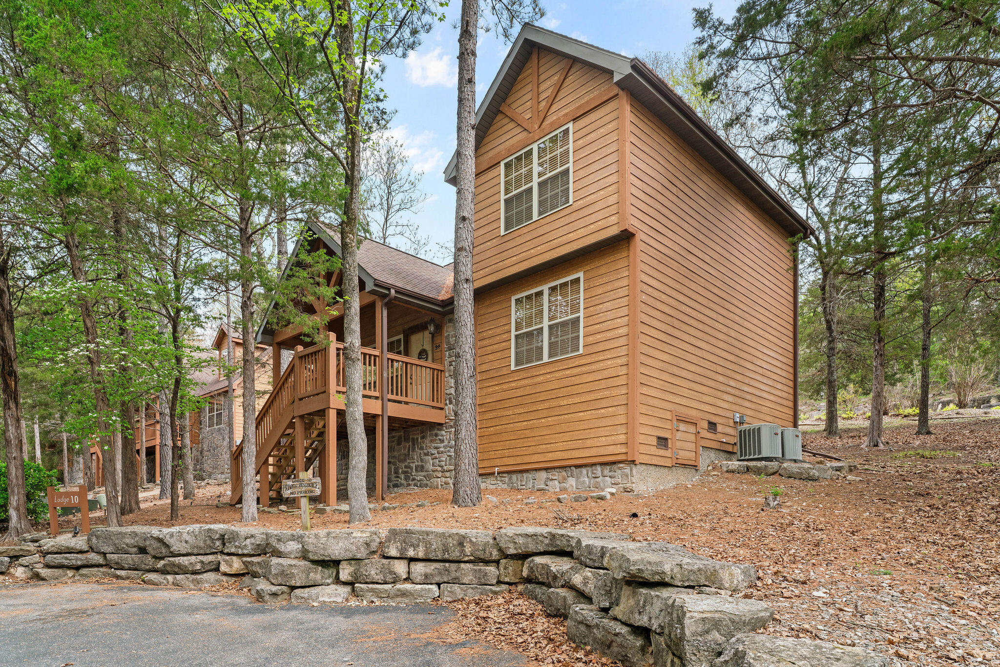 24 Lost Creek Circle Property Photo 3